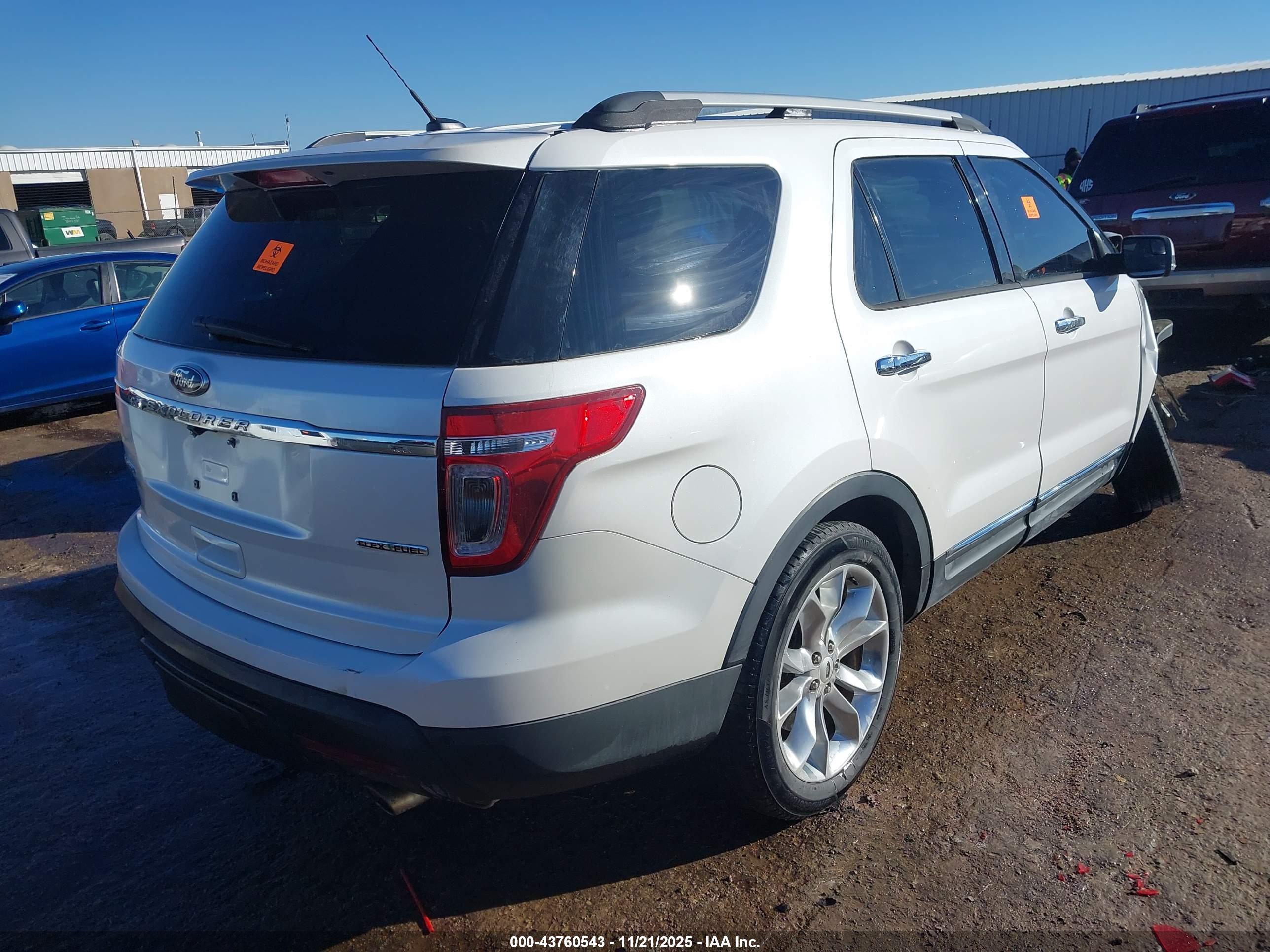 FORD EXPLORER image 4