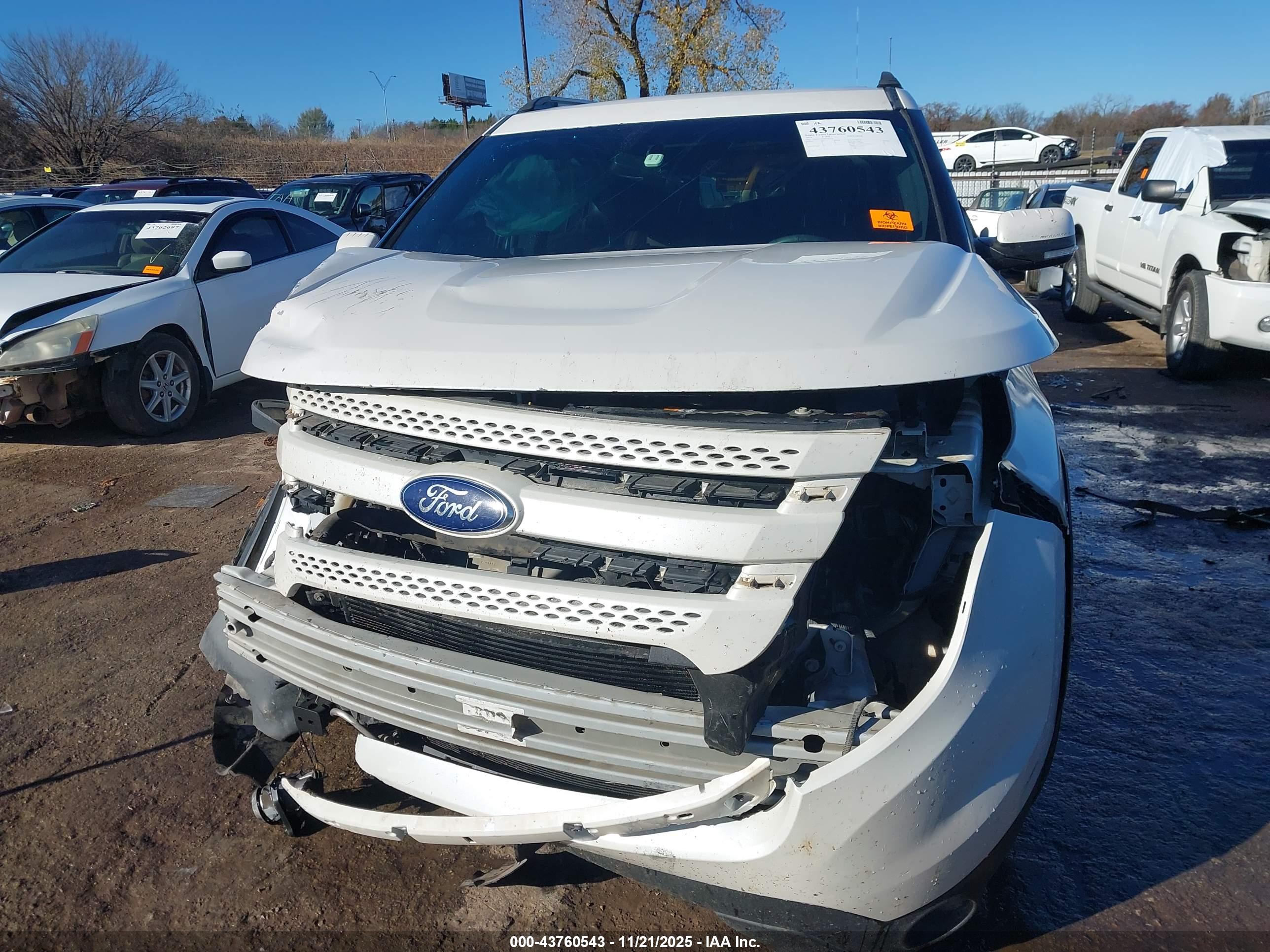 FORD EXPLORER image 6
