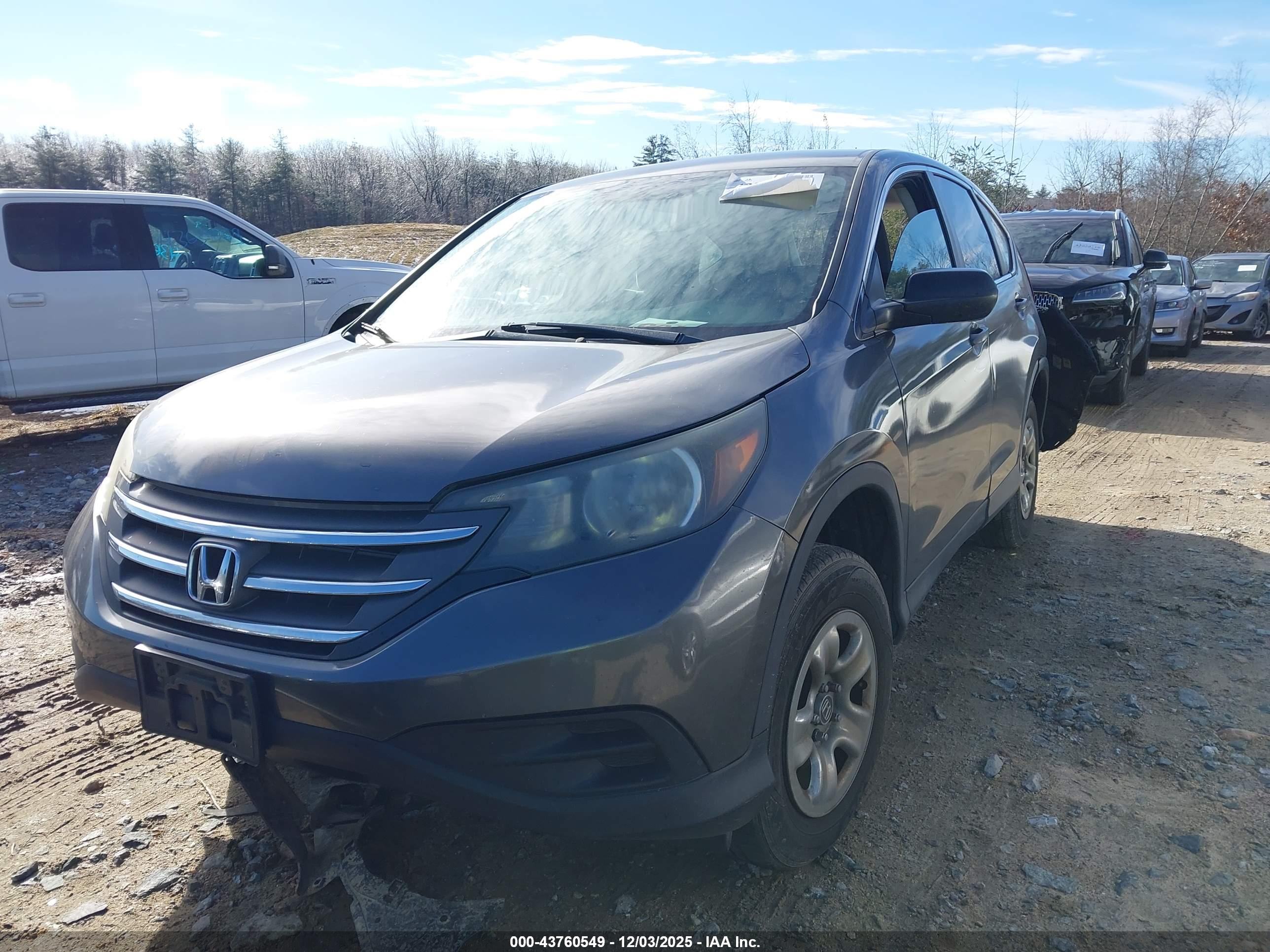 HONDA CR-V image 2