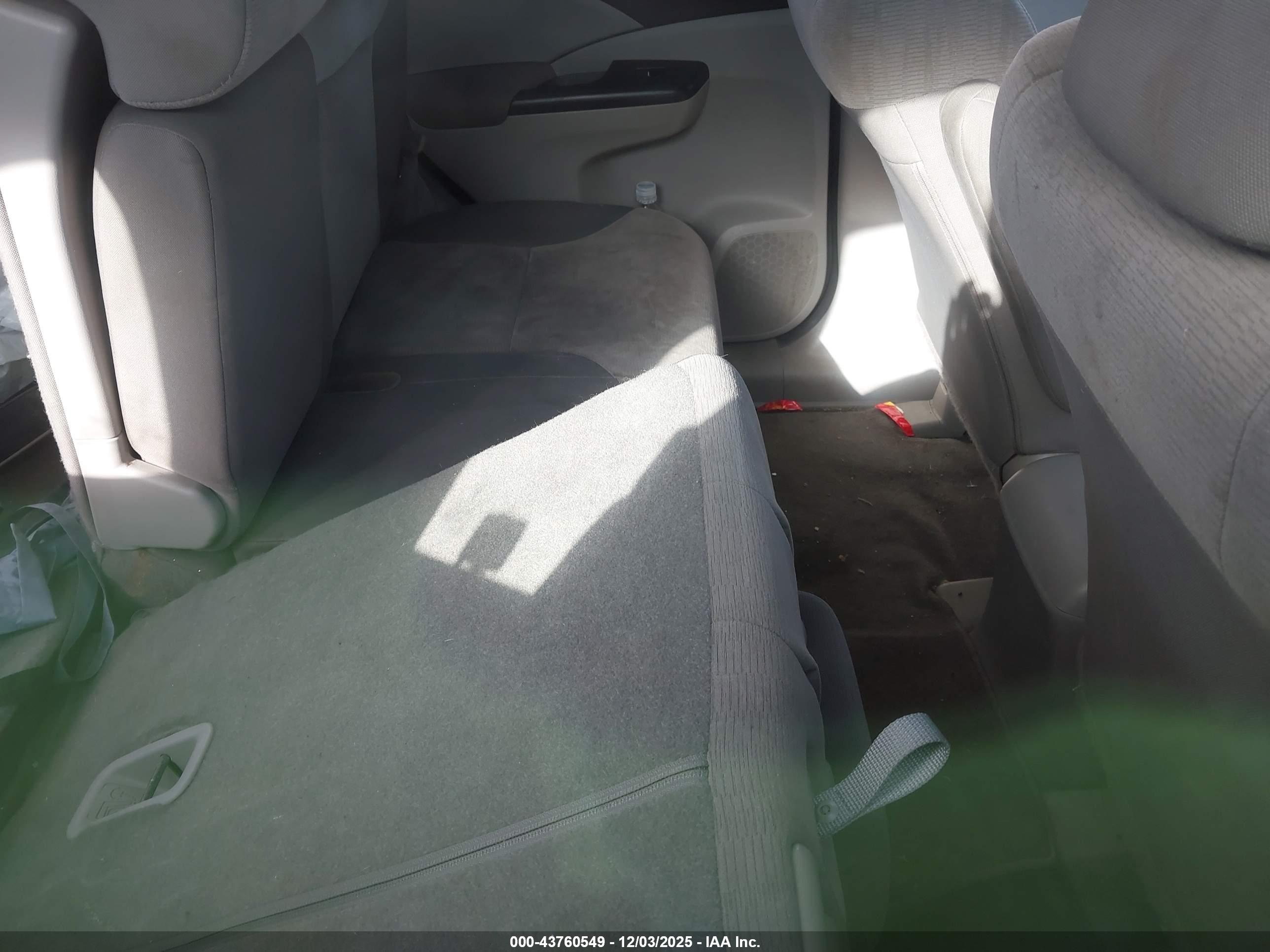 HONDA CR-V image 8