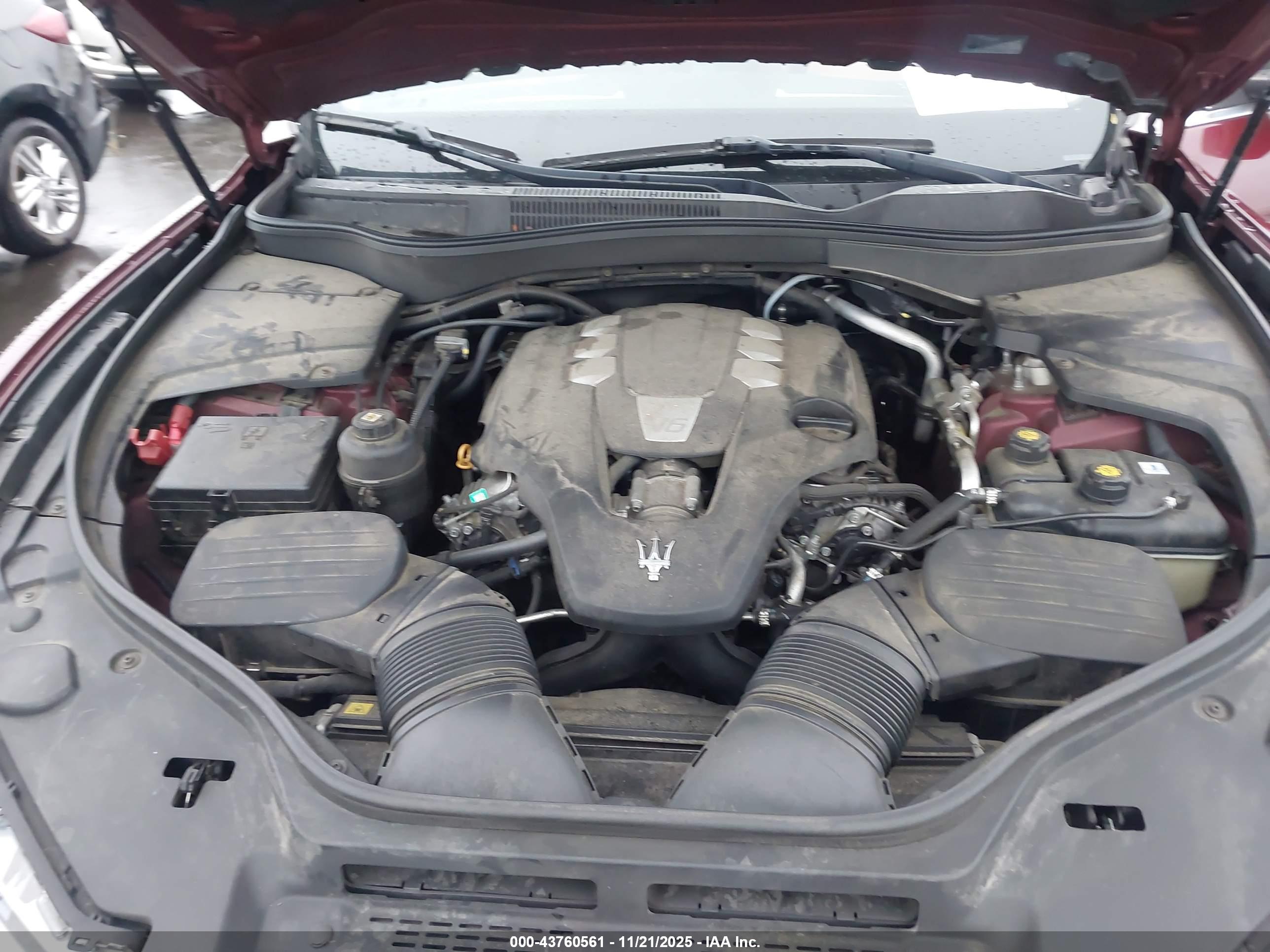 MASERATI LEVANTE image 10