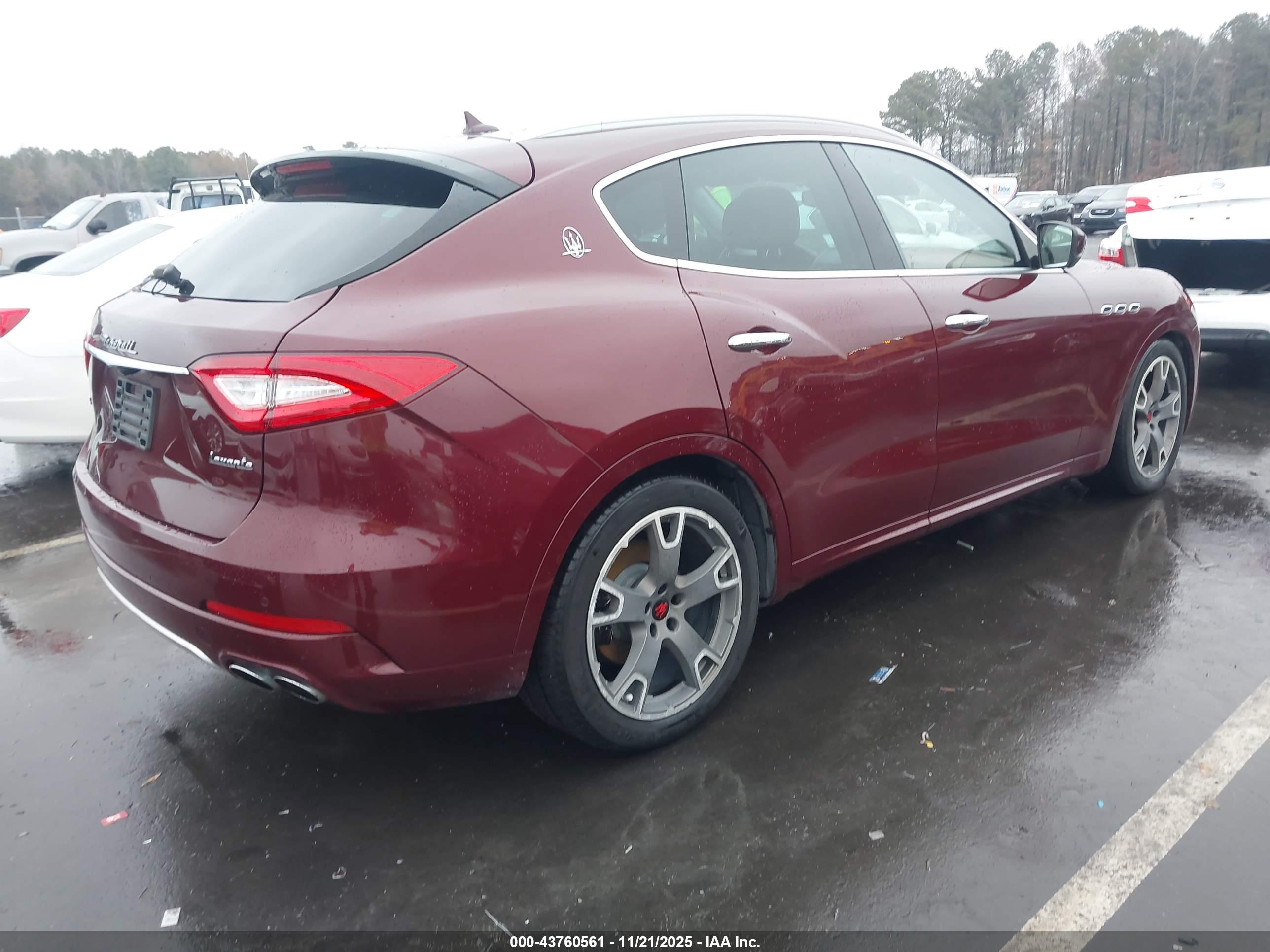 MASERATI LEVANTE image 4