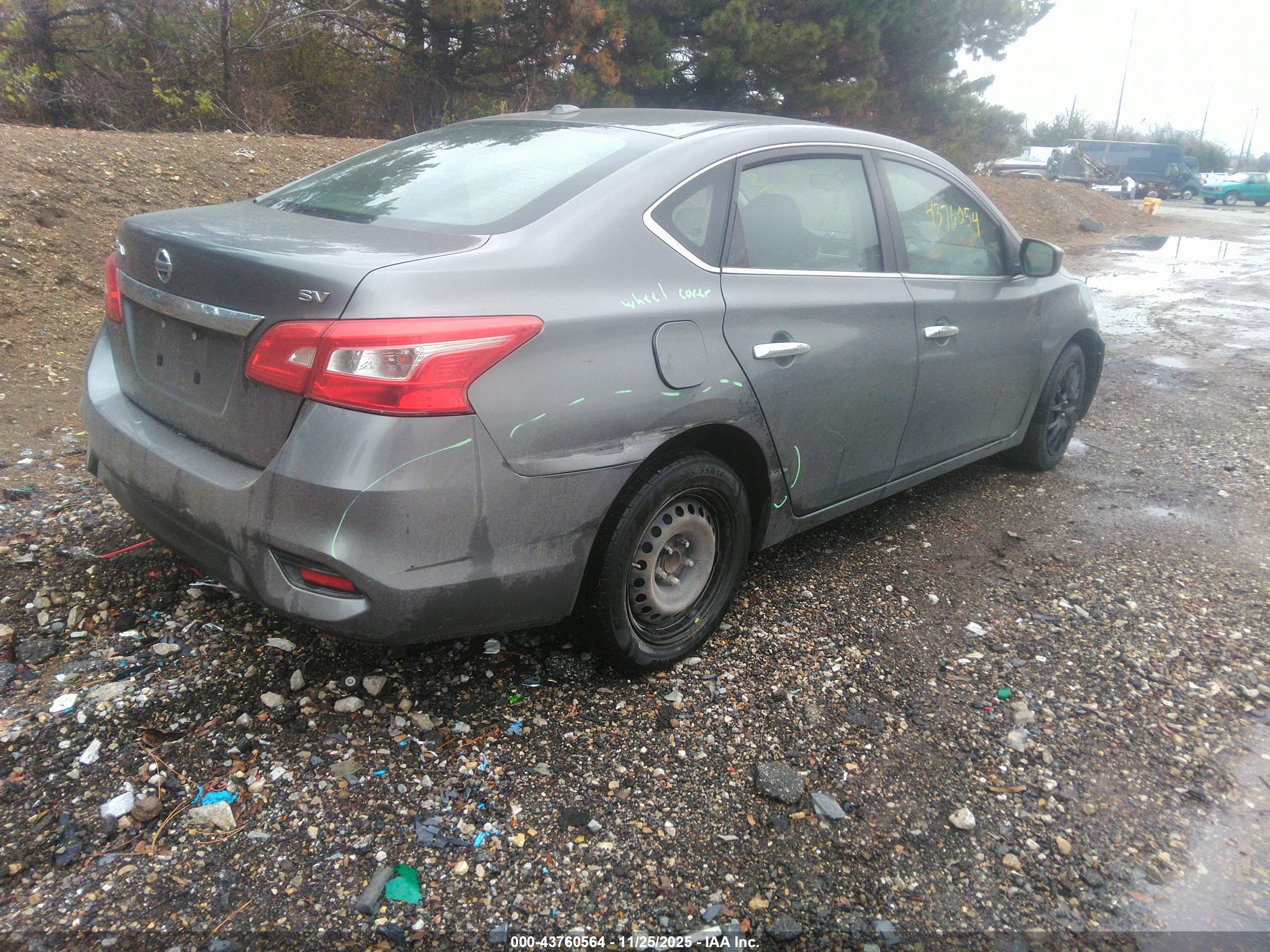 NISSAN SENTRA image 4