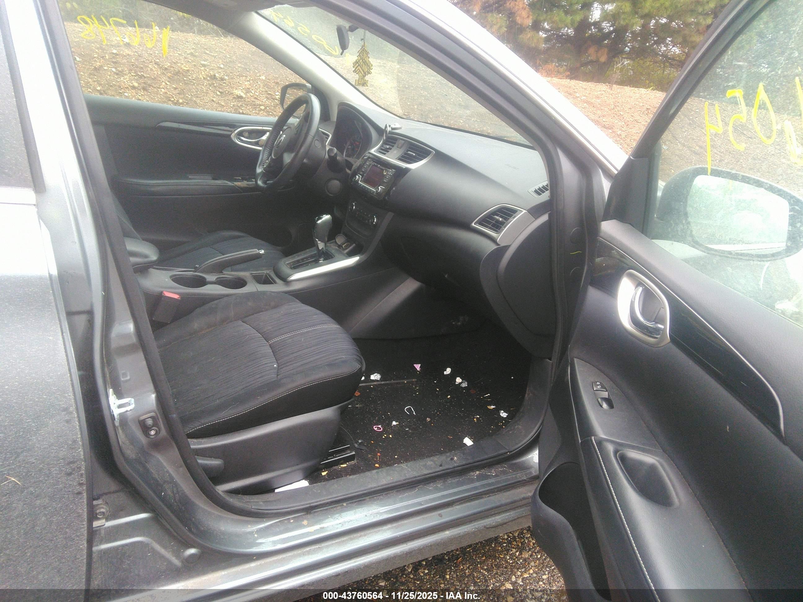 NISSAN SENTRA image 5