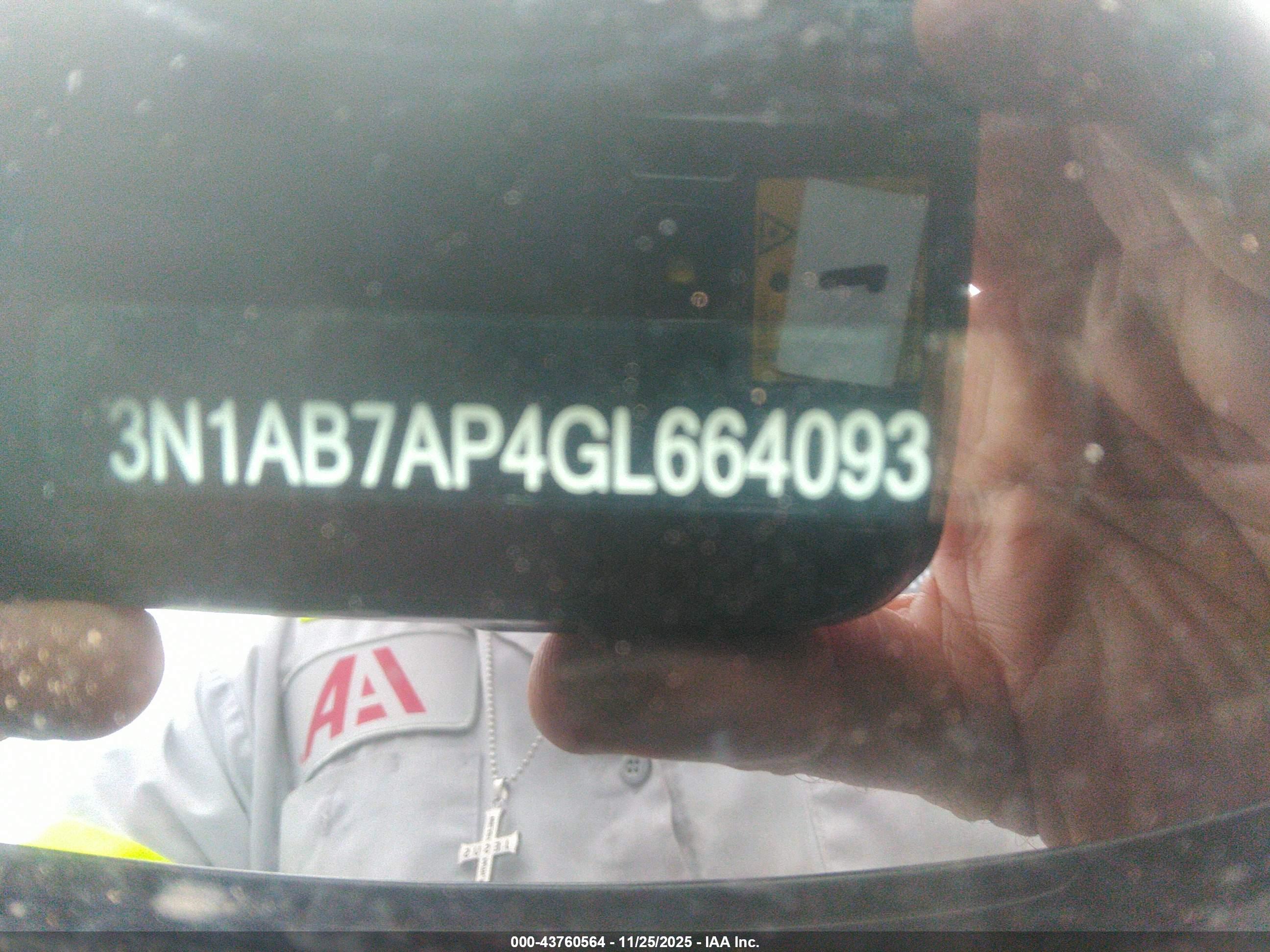 NISSAN SENTRA image 9