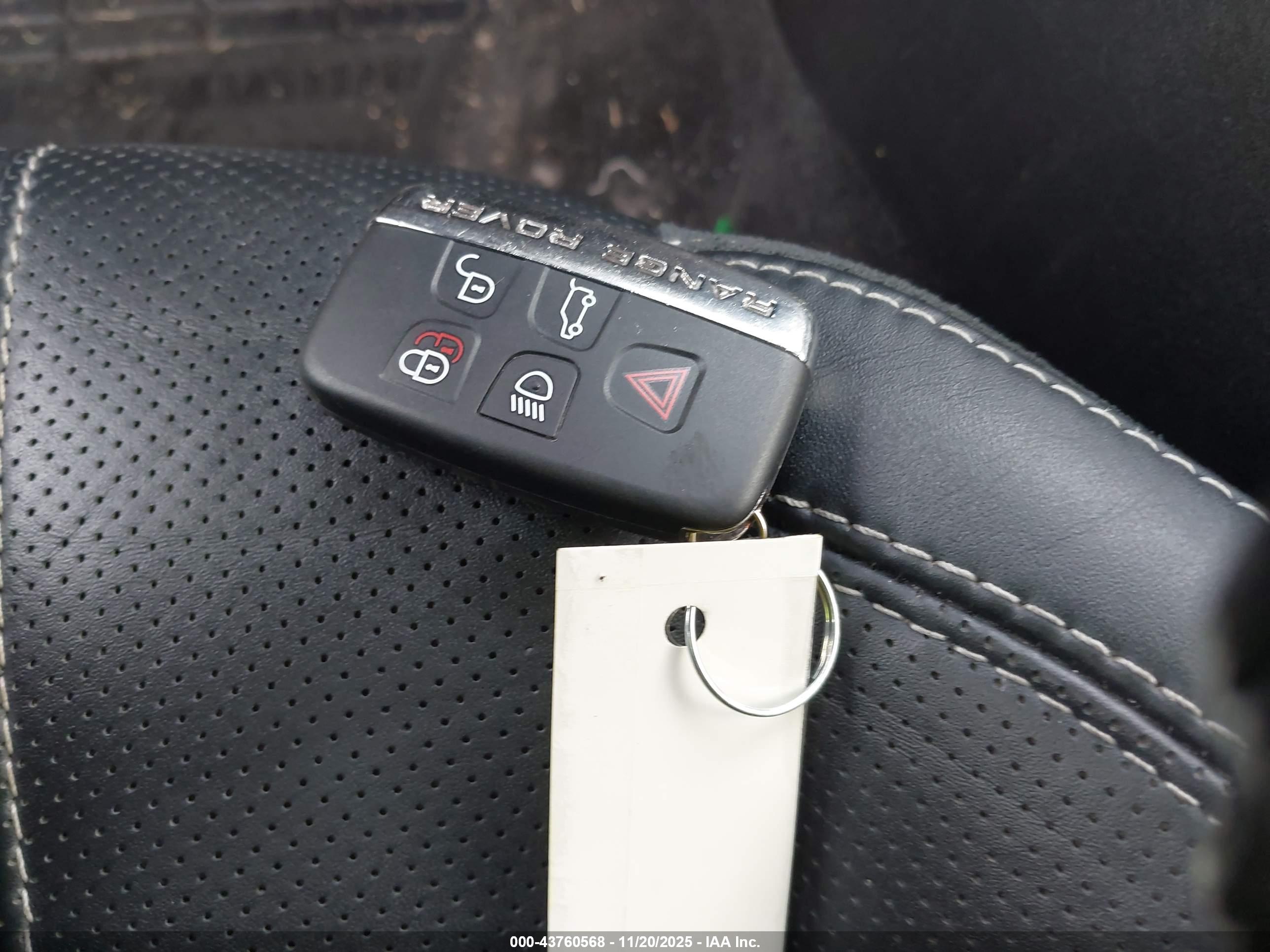 LAND ROVER image 11
