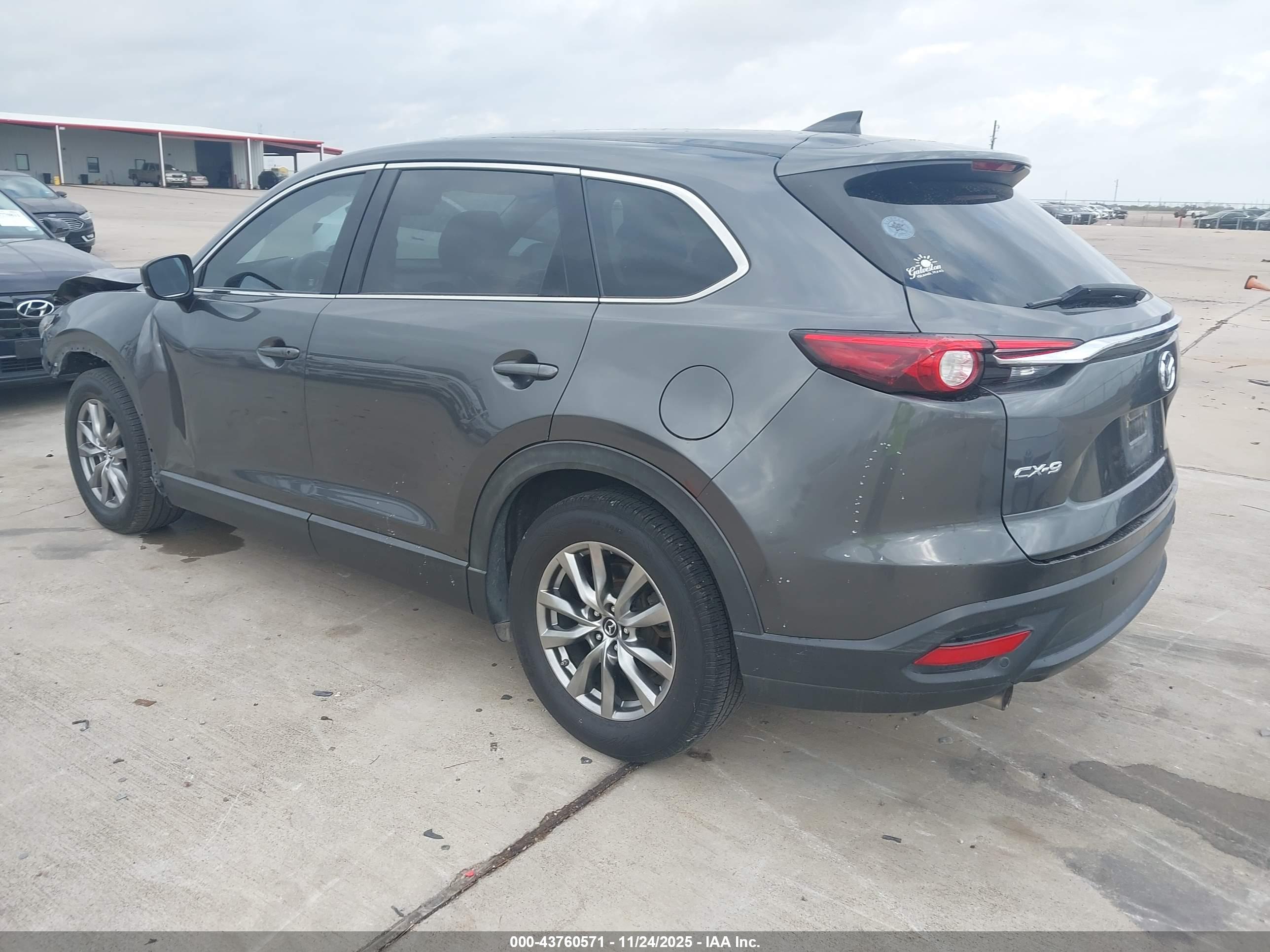 MAZDA CX-9 image 3