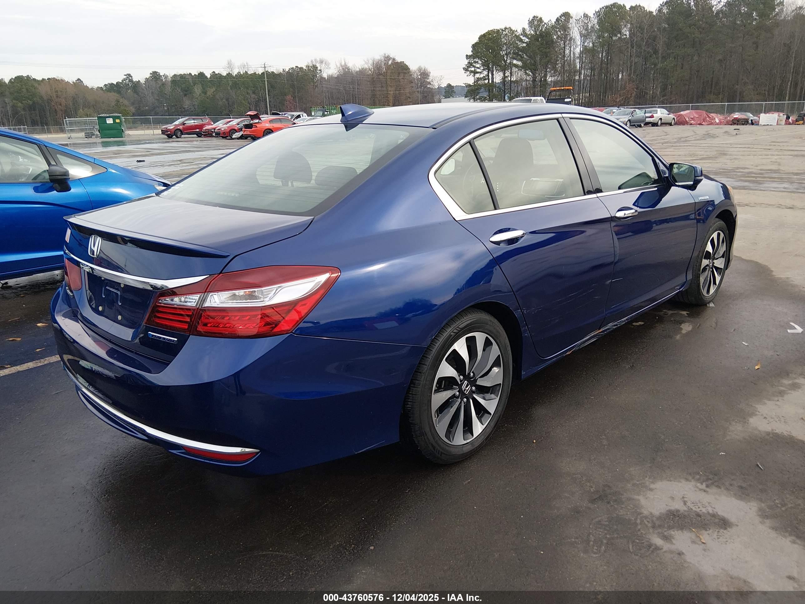 HONDA ACCORD image 4