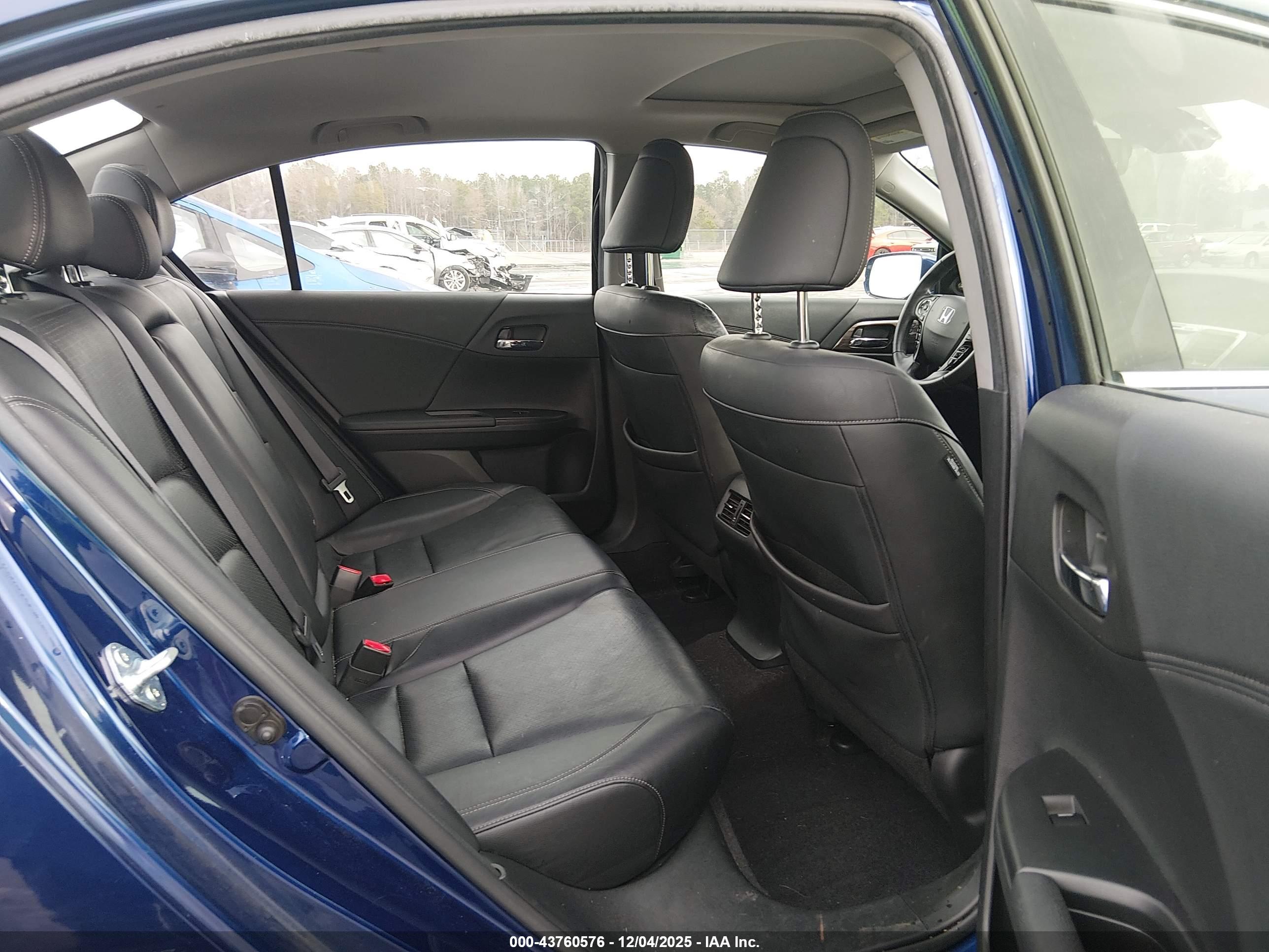 HONDA ACCORD image 8