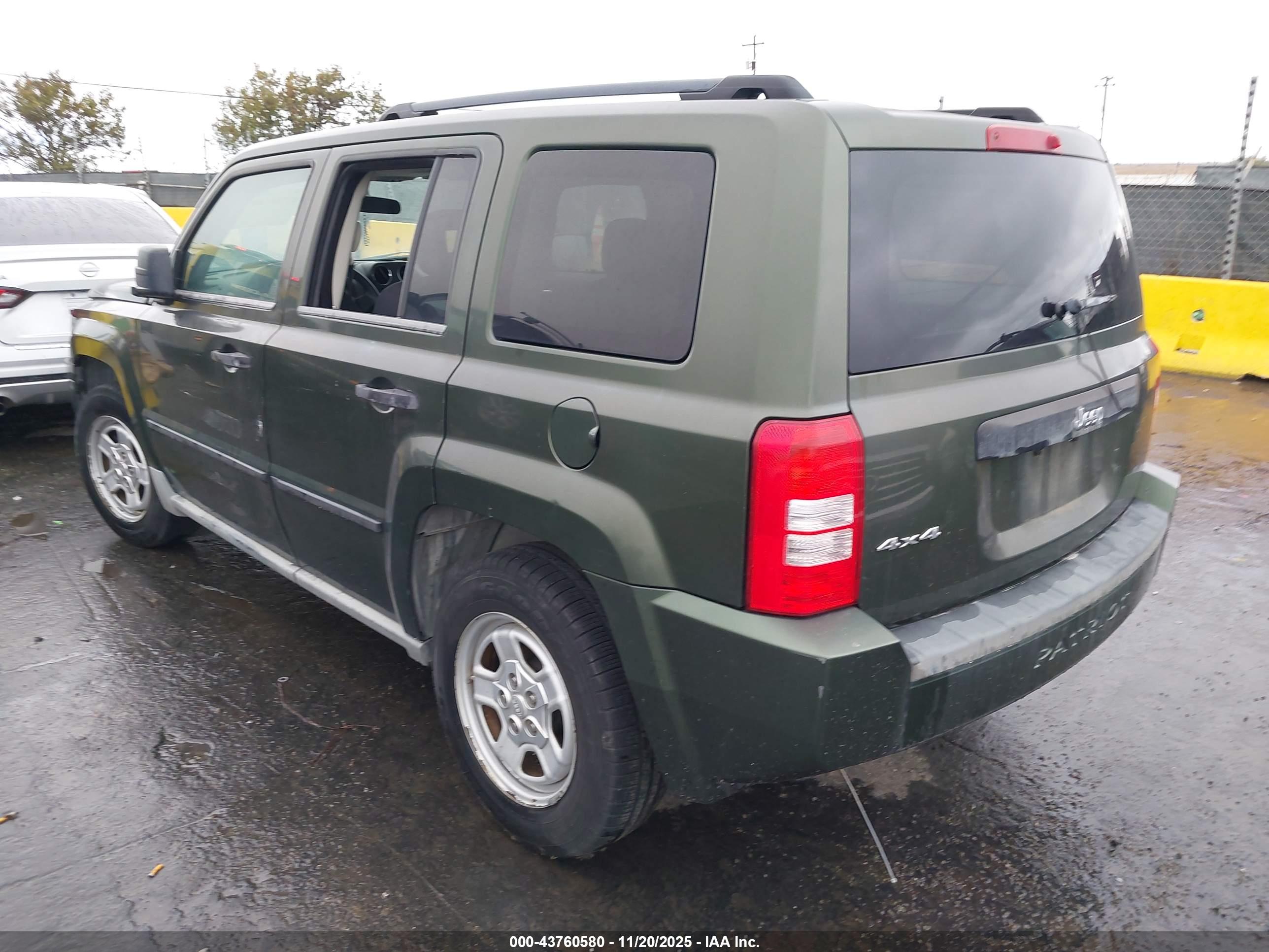 JEEP PATRIOT image 3