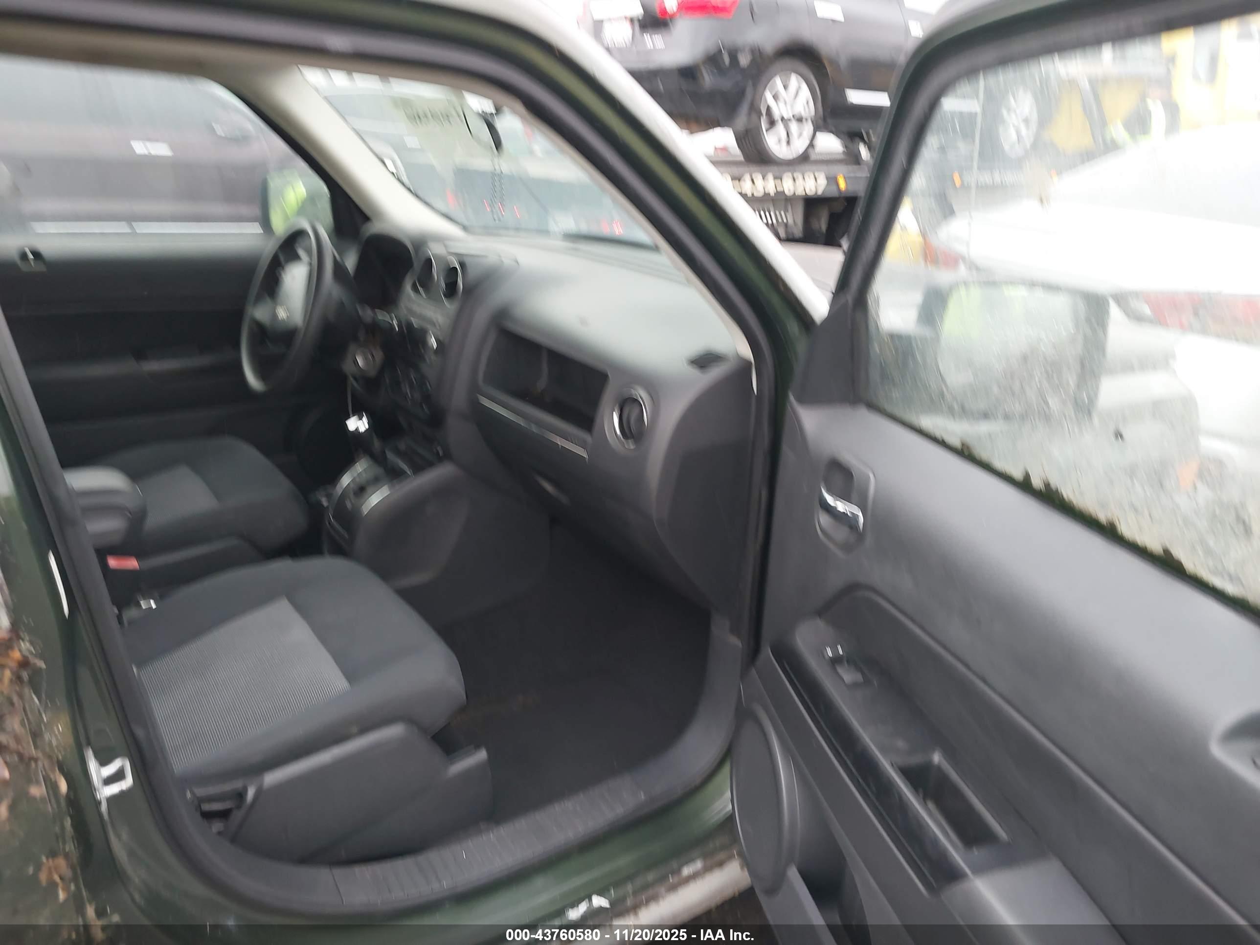 JEEP PATRIOT image 5