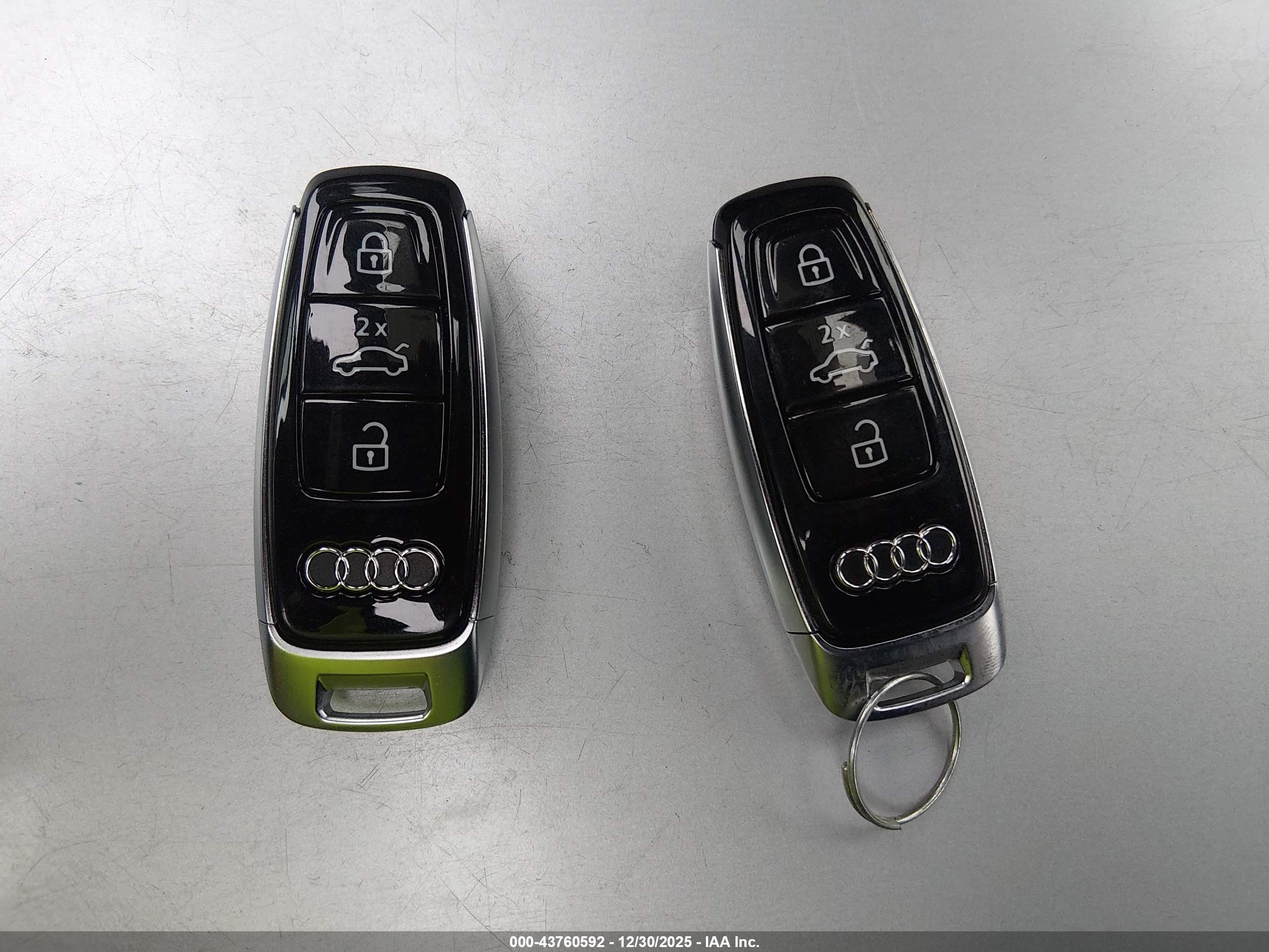 AUDI S8 image 11