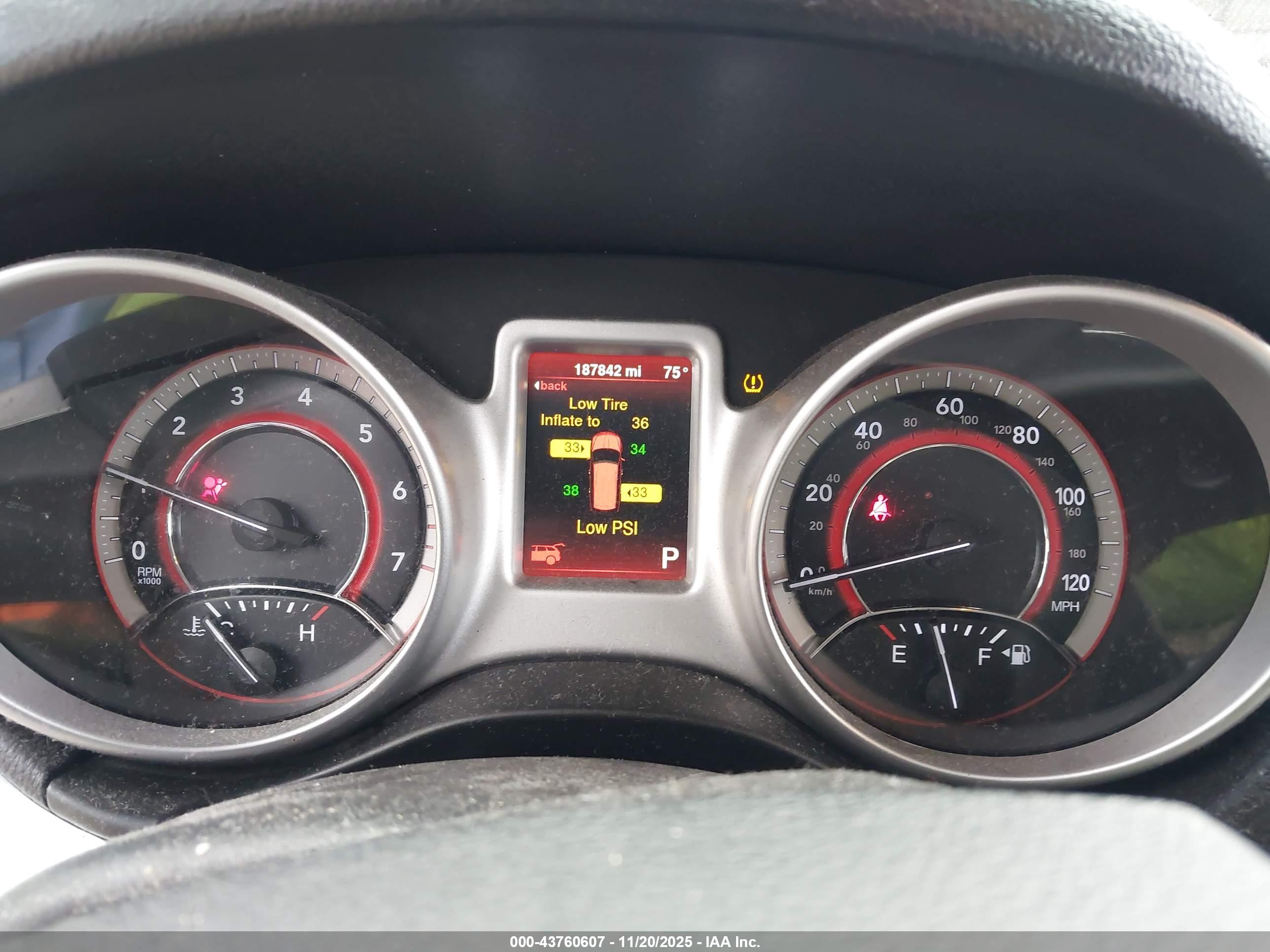 DODGE JOURNEY image 7