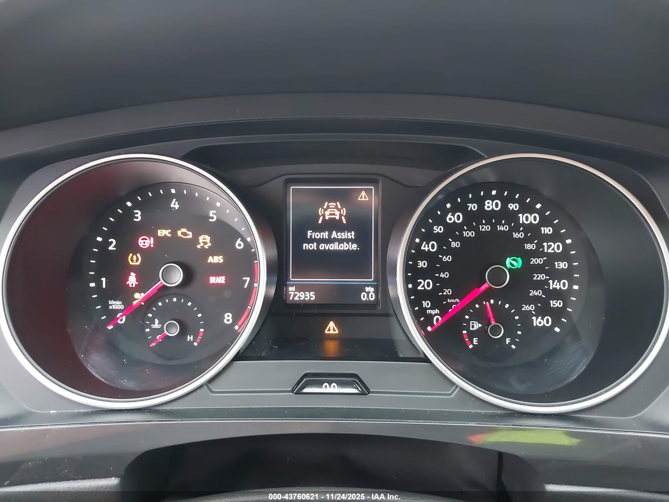 VOLKSWAGEN TIGUAN image 7
