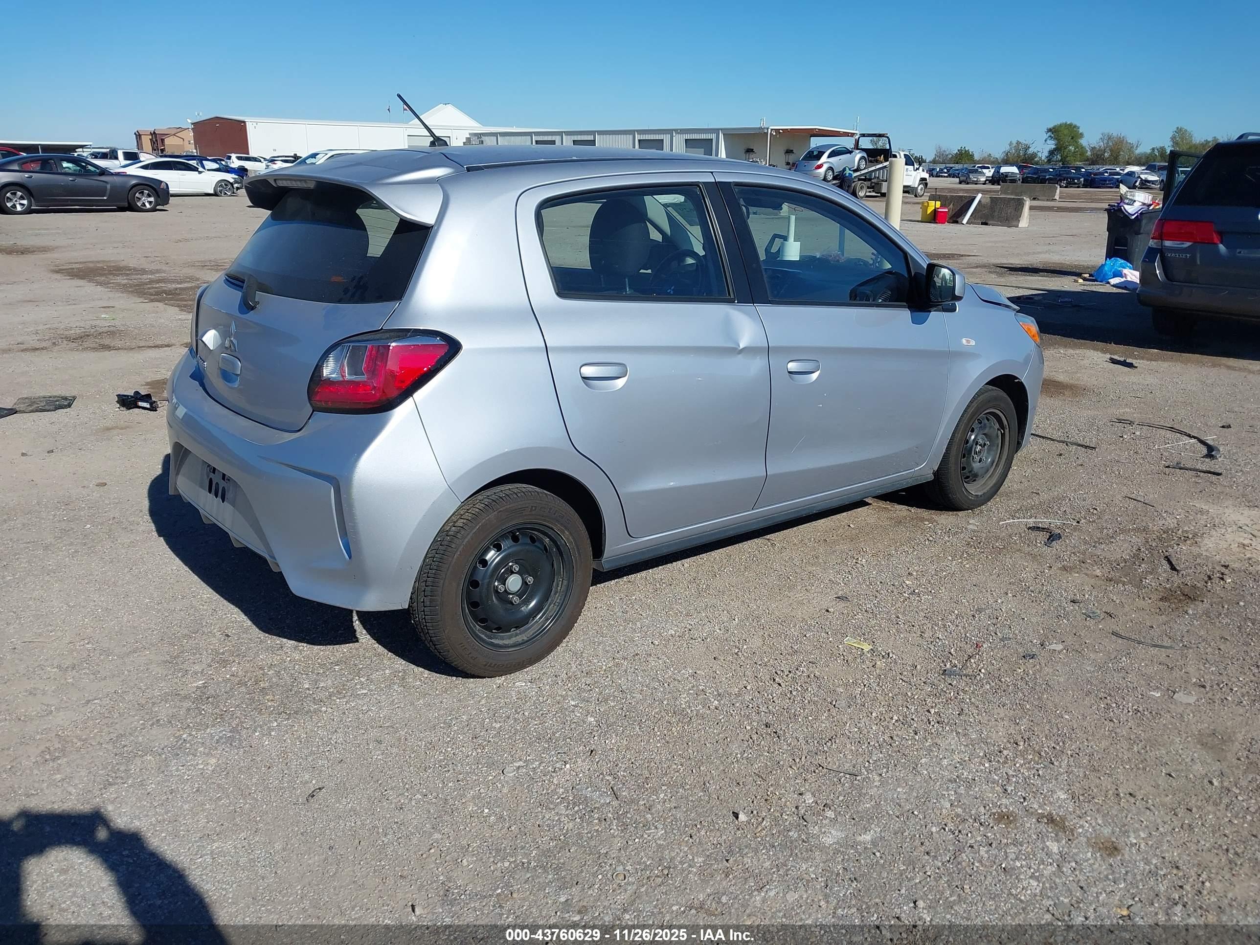 MITSUBISHI MIRAGE image 4