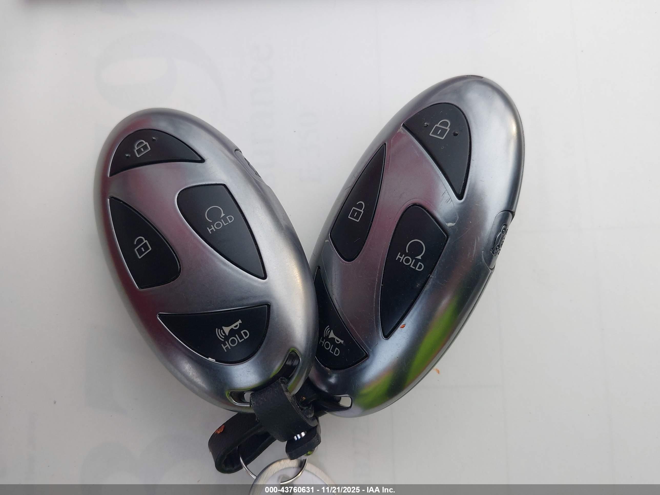 HYUNDAI ELANTRA image 11