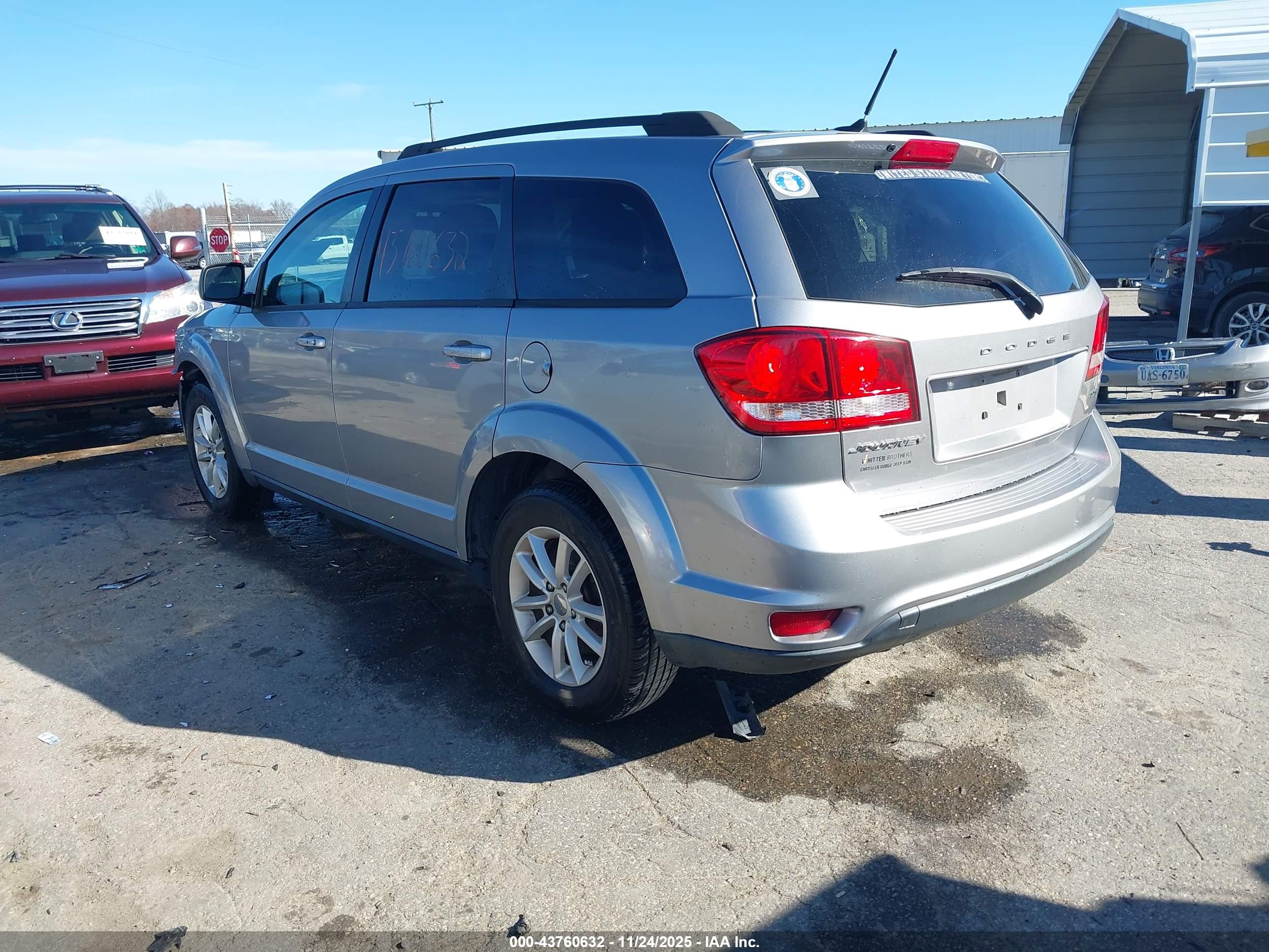 DODGE JOURNEY image 3