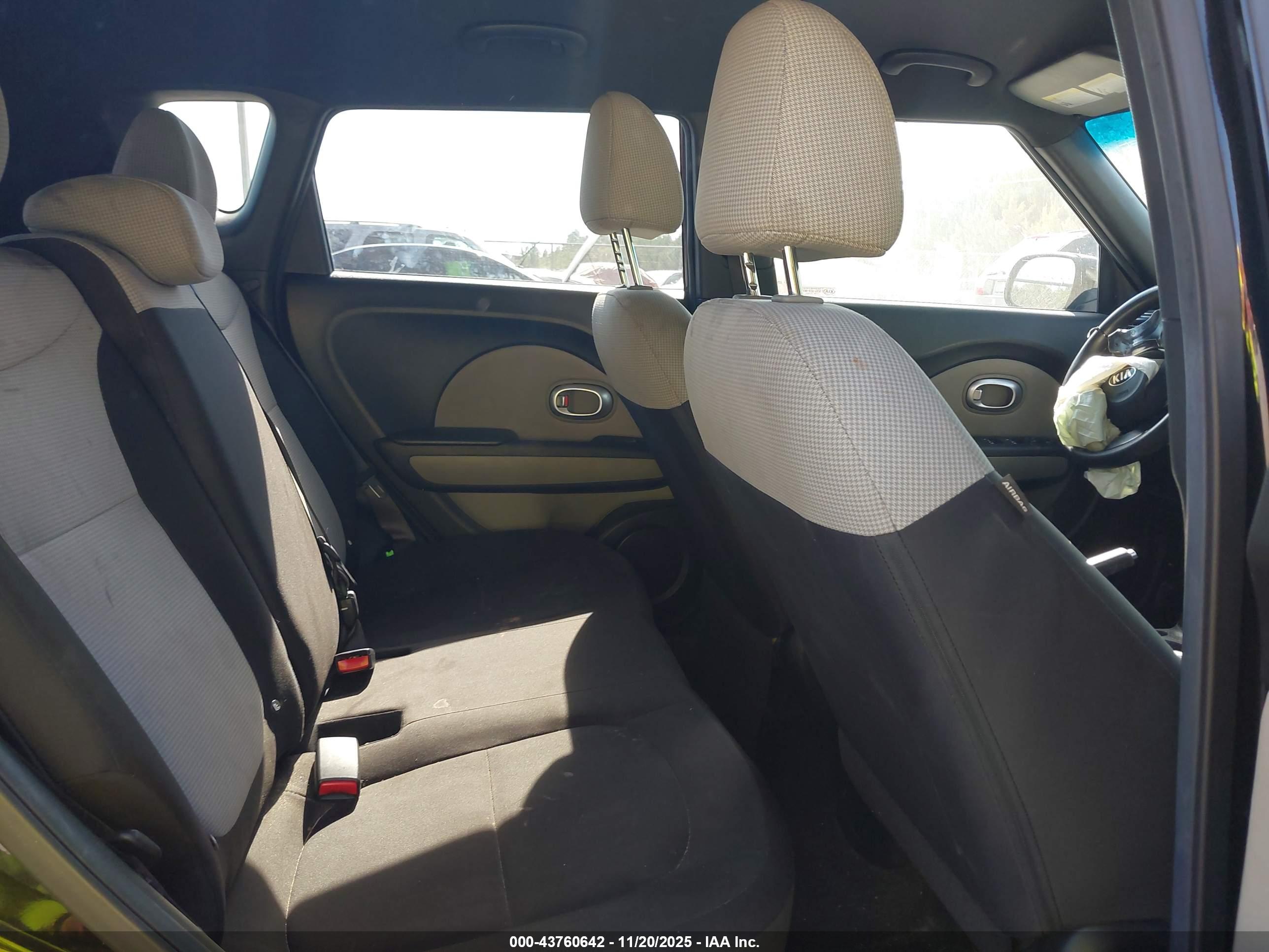 KIA SOUL image 8