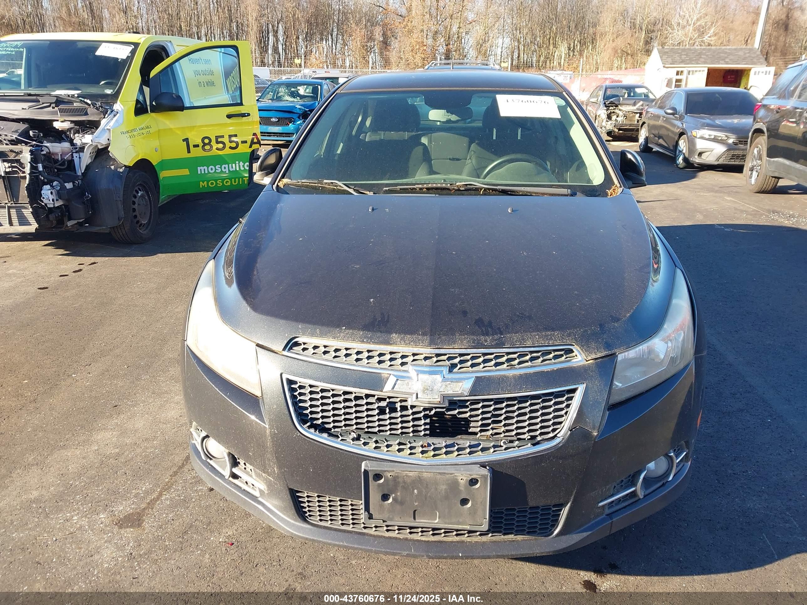 CHEVROLET CRUZE image 6