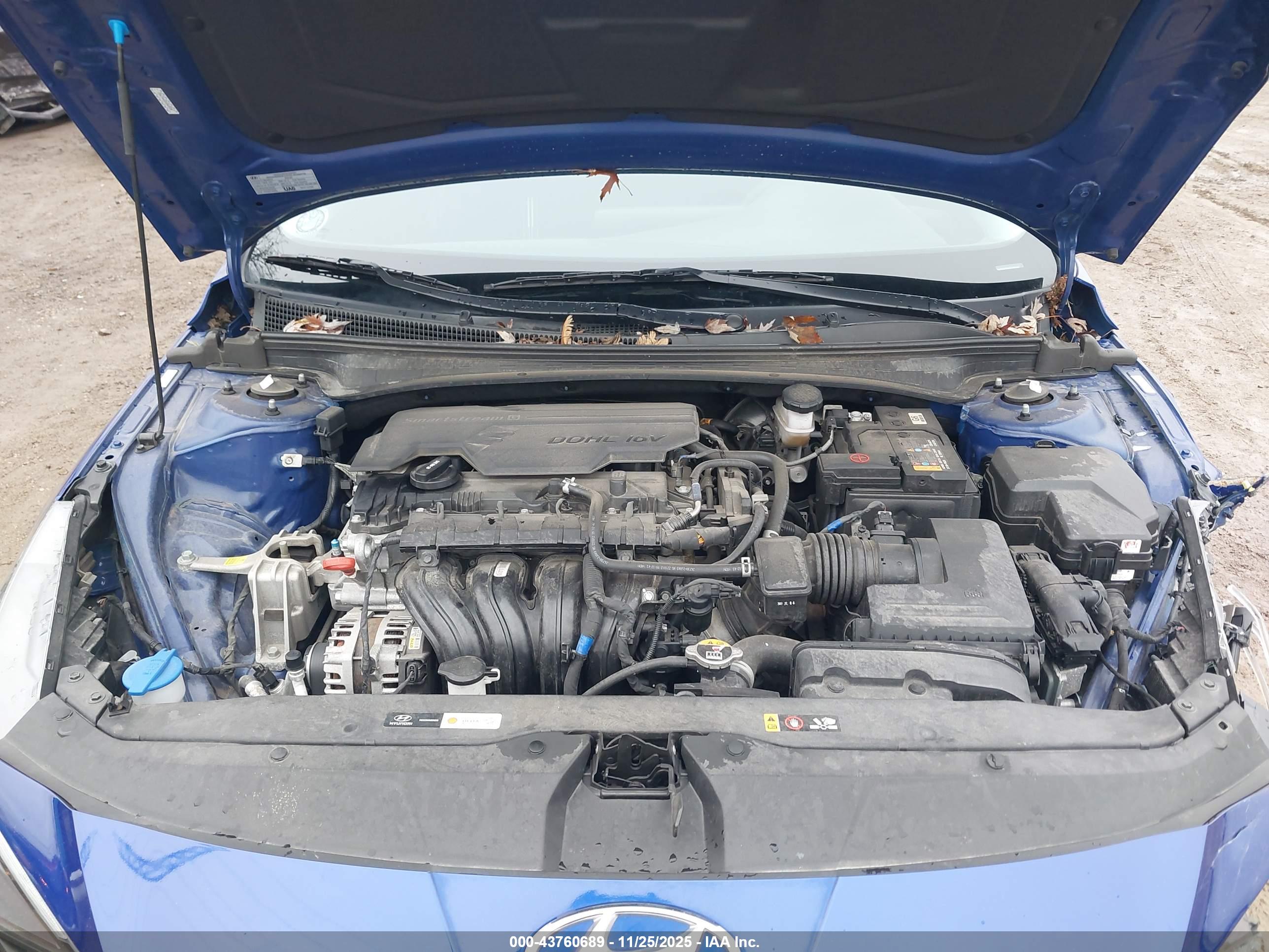 HYUNDAI ELANTRA image 10