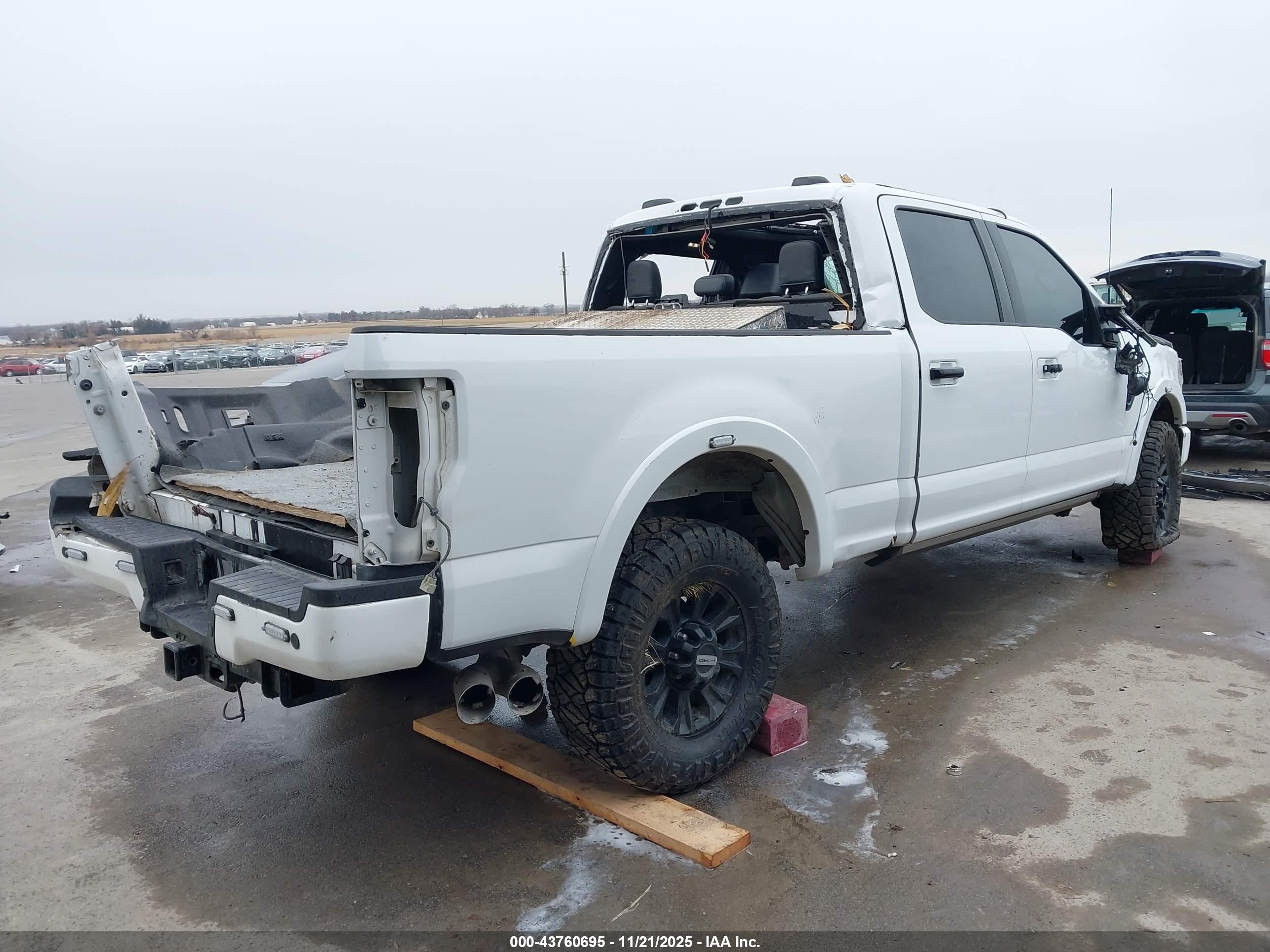 FORD F-250 image 4