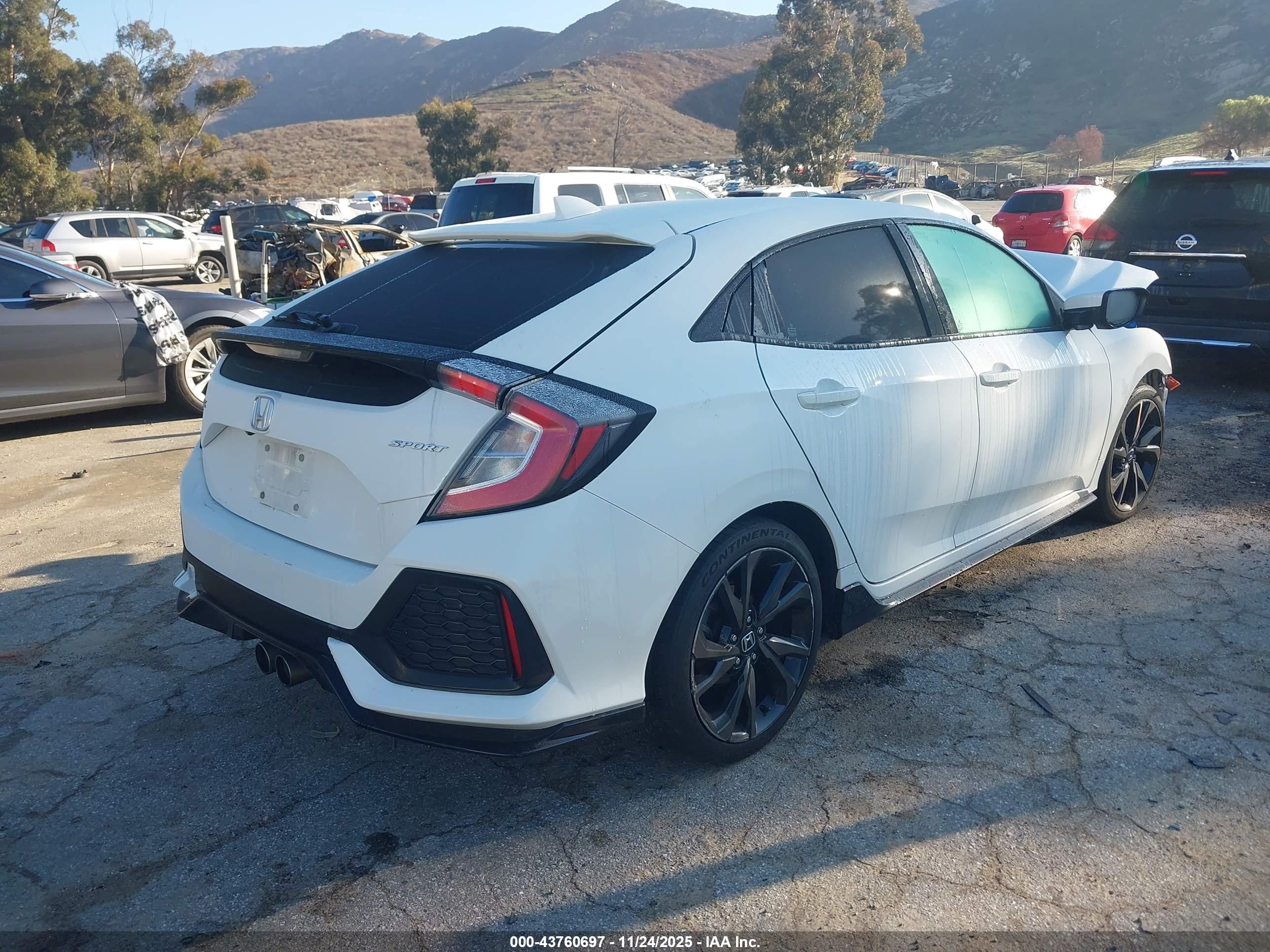 HONDA CIVIC image 4