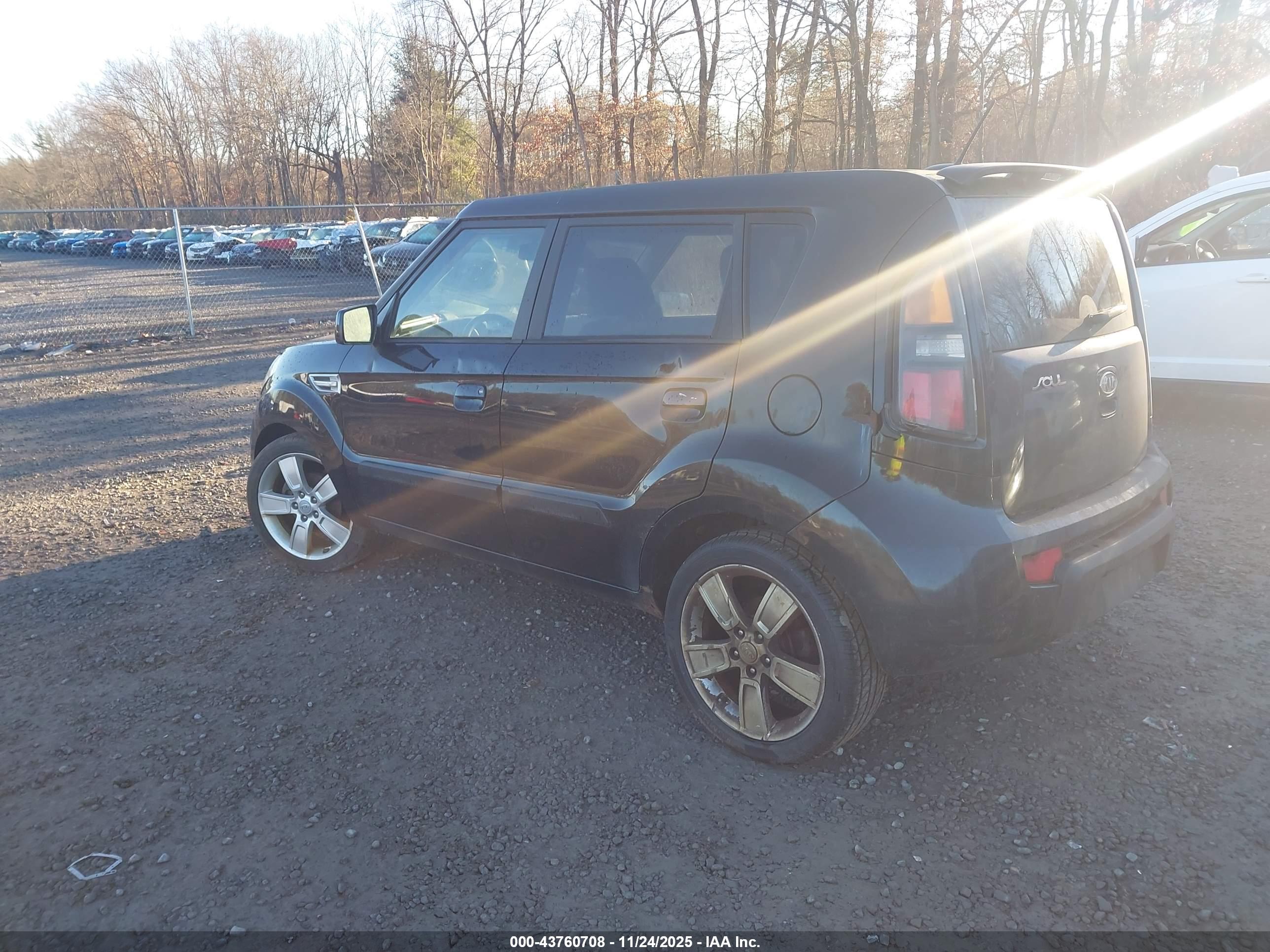 KIA SOUL image 3