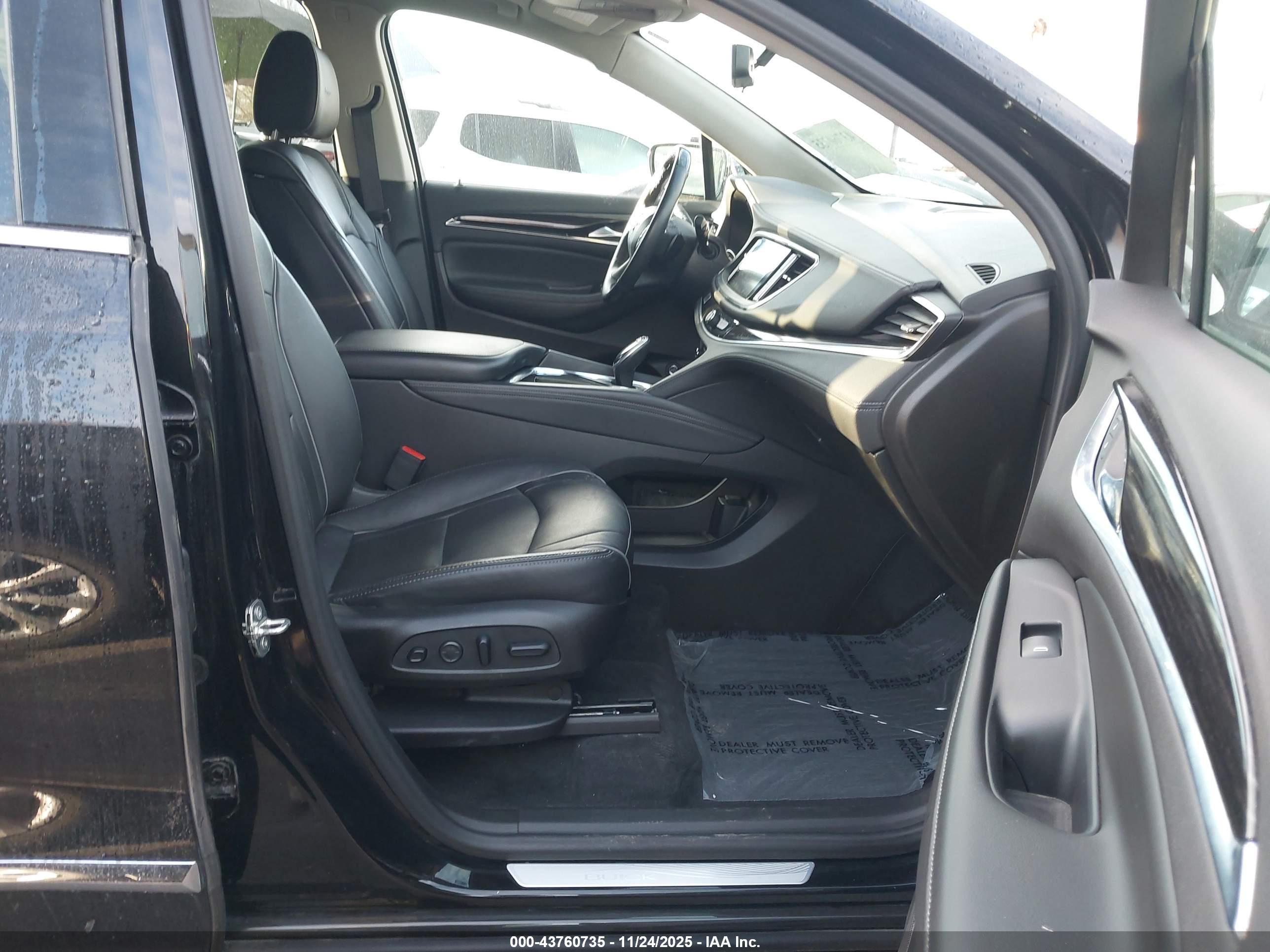 BUICK ENCLAVE image 5