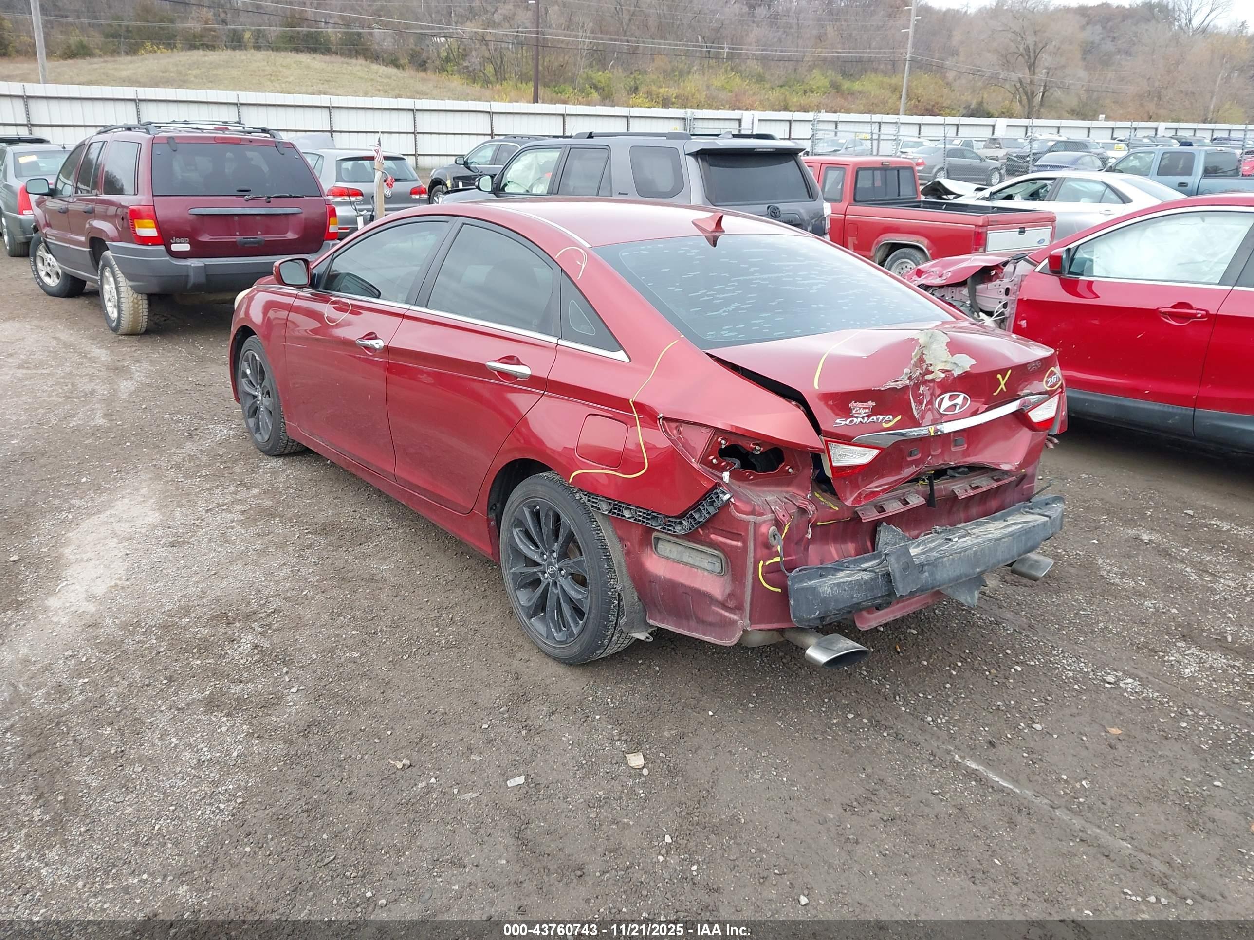 HYUNDAI SONATA image 3