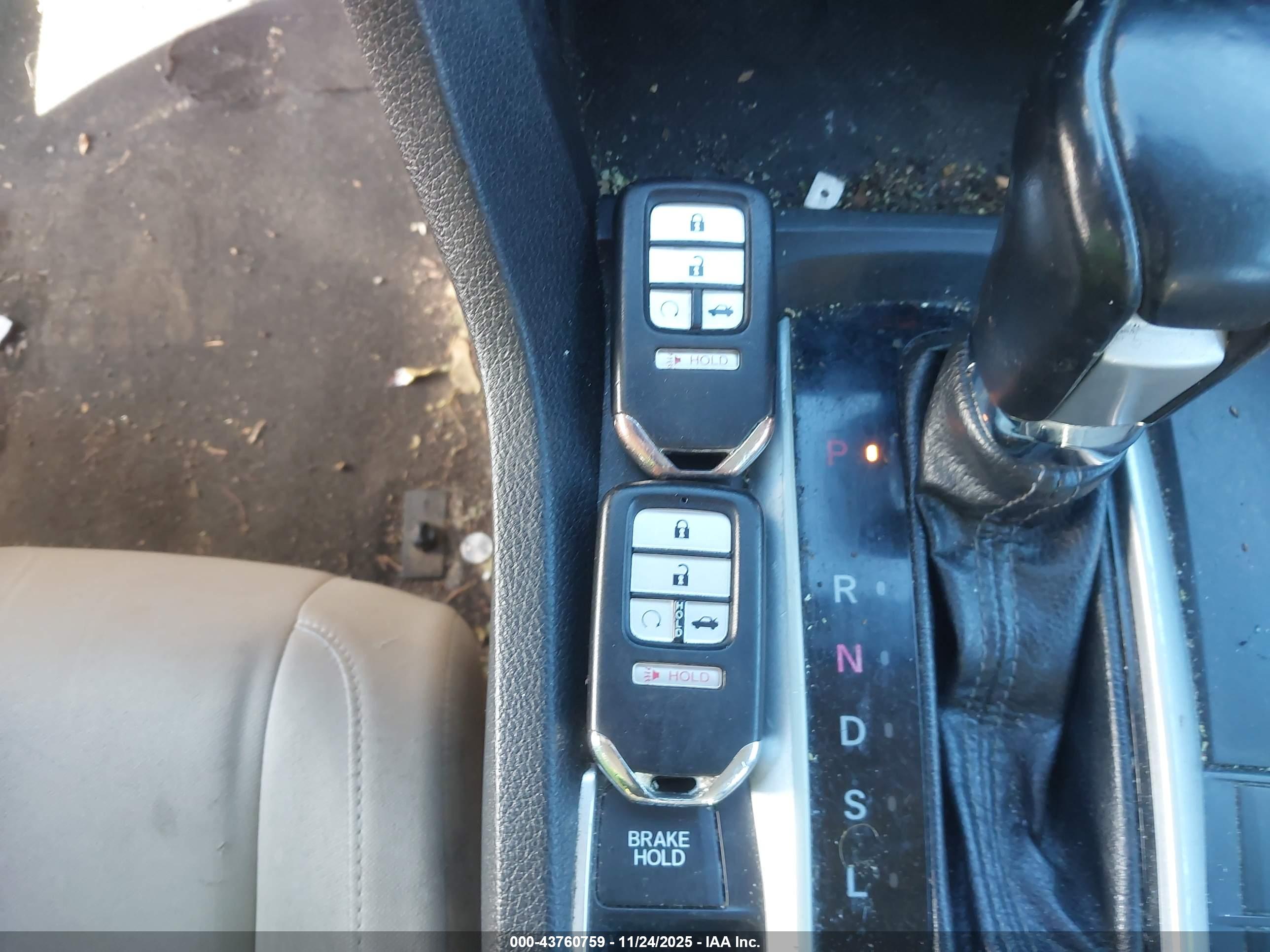 HONDA CIVIC image 11