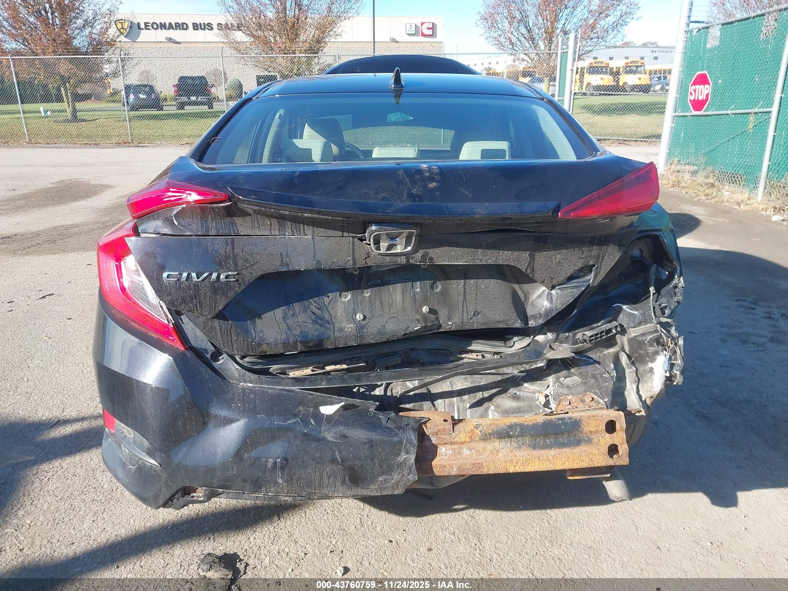 HONDA CIVIC image 6