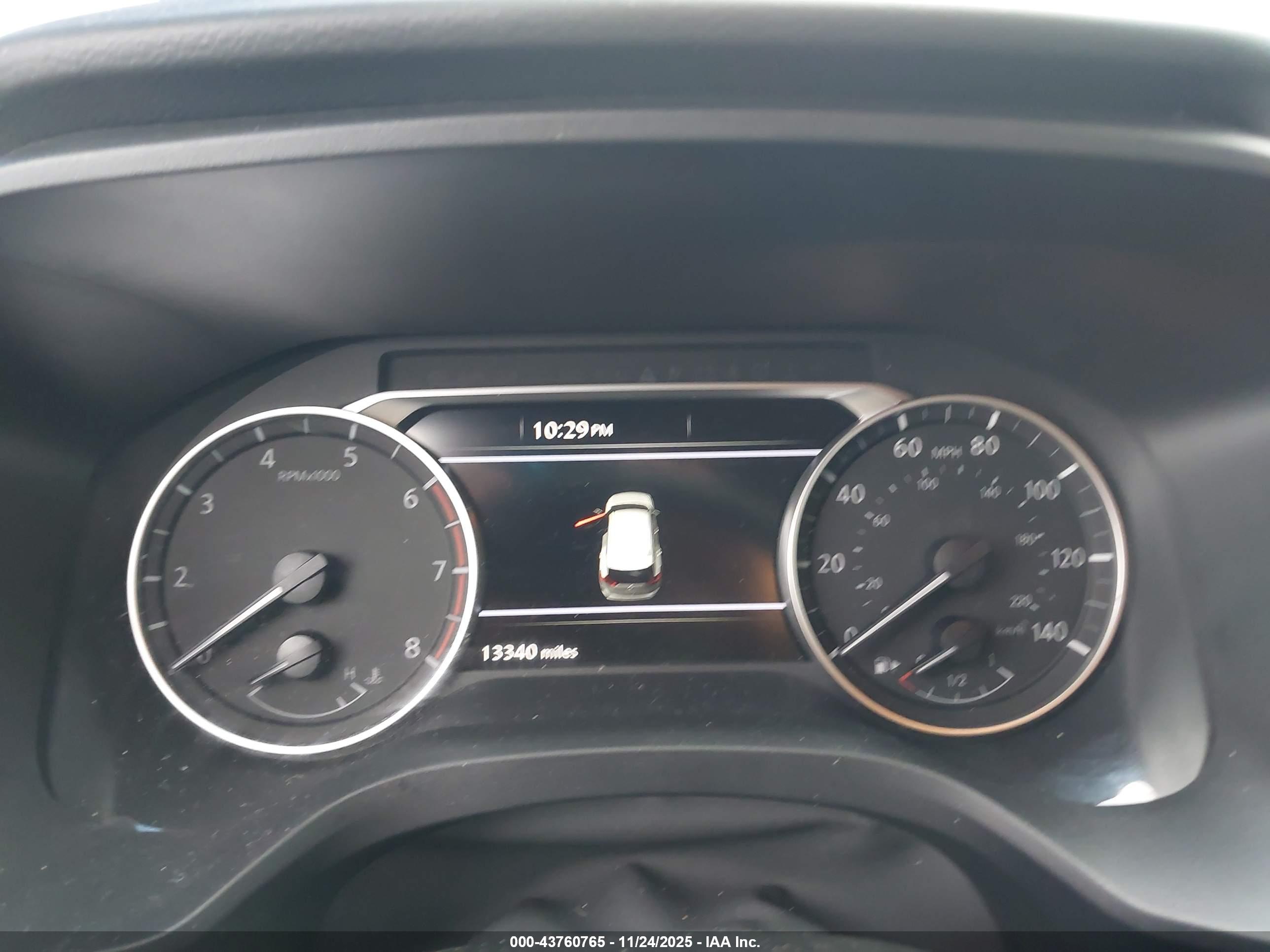 NISSAN ROGUE image 7