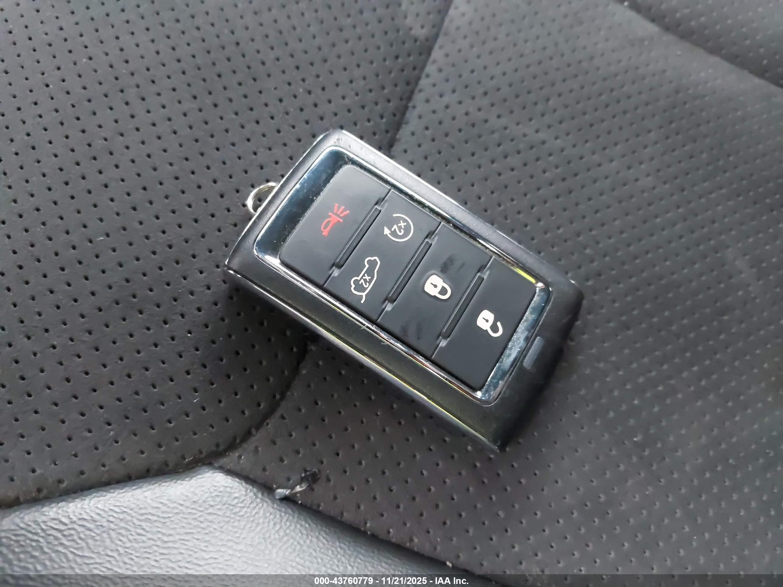 JEEP GRAND image 11