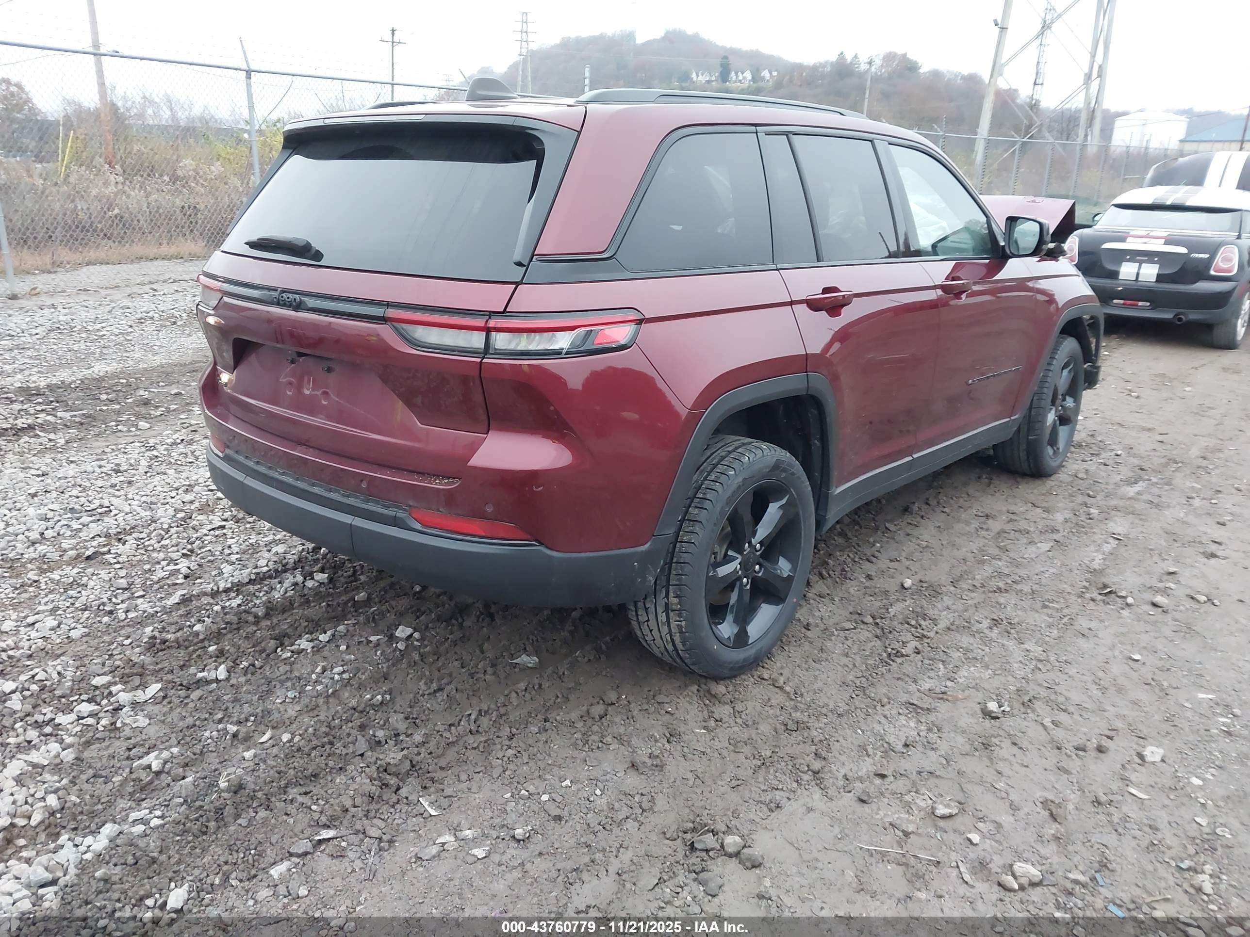 JEEP GRAND image 4