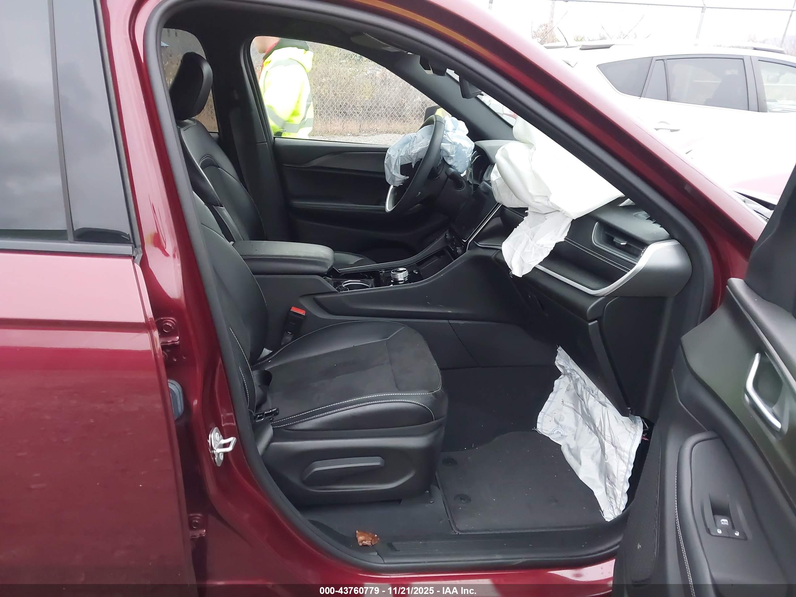 JEEP GRAND image 5