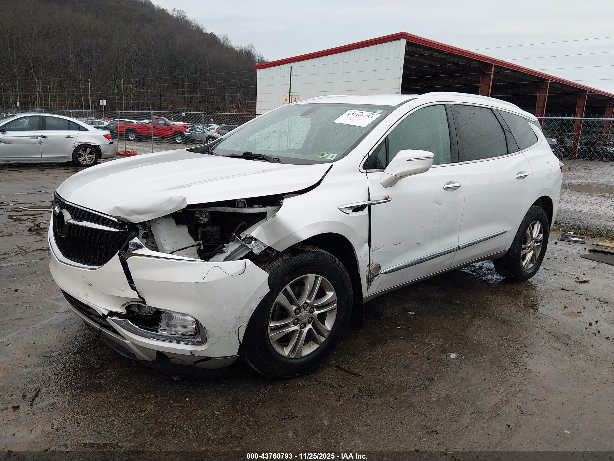 BUICK ENCLAVE image 2
