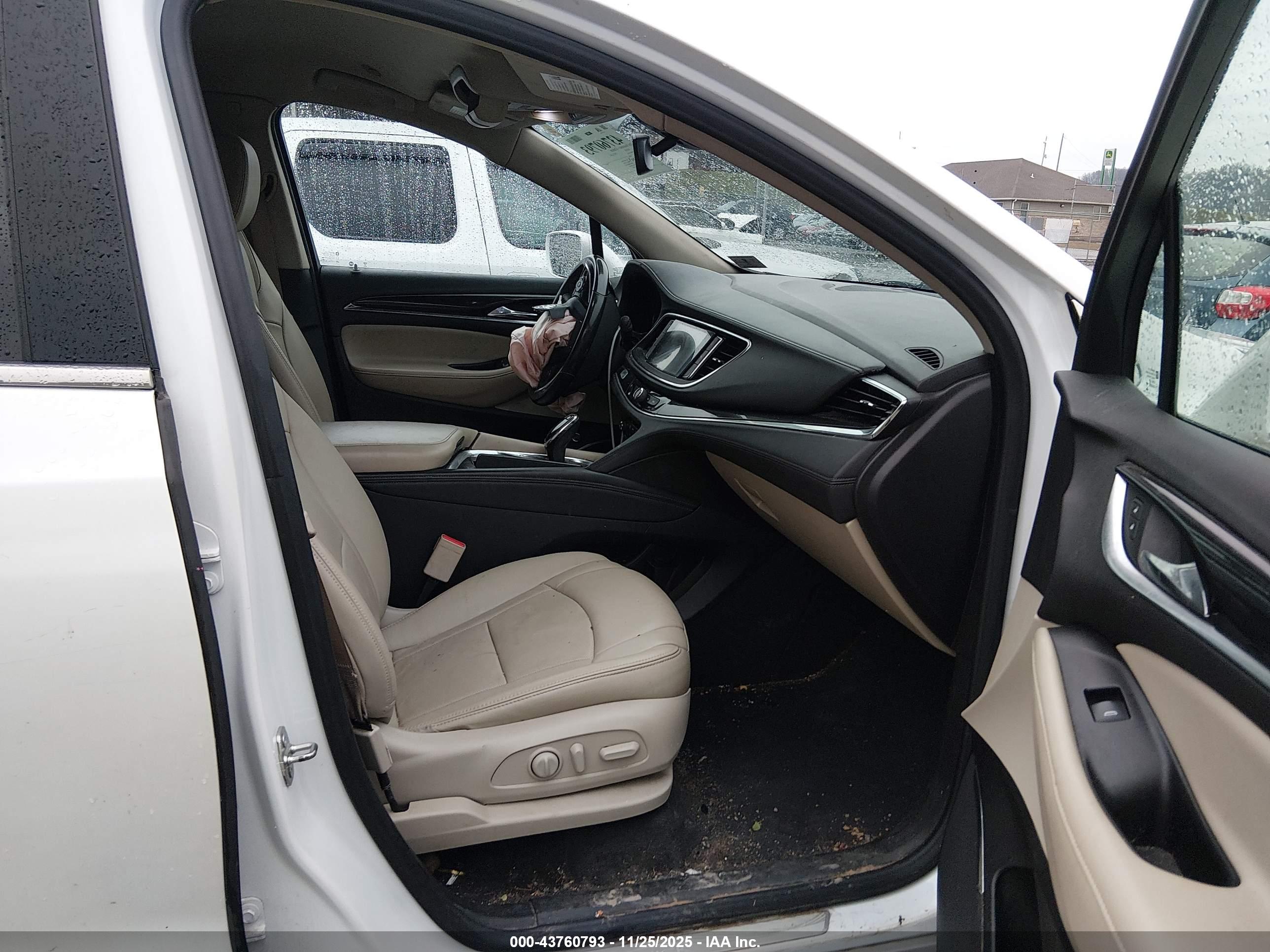 BUICK ENCLAVE image 5