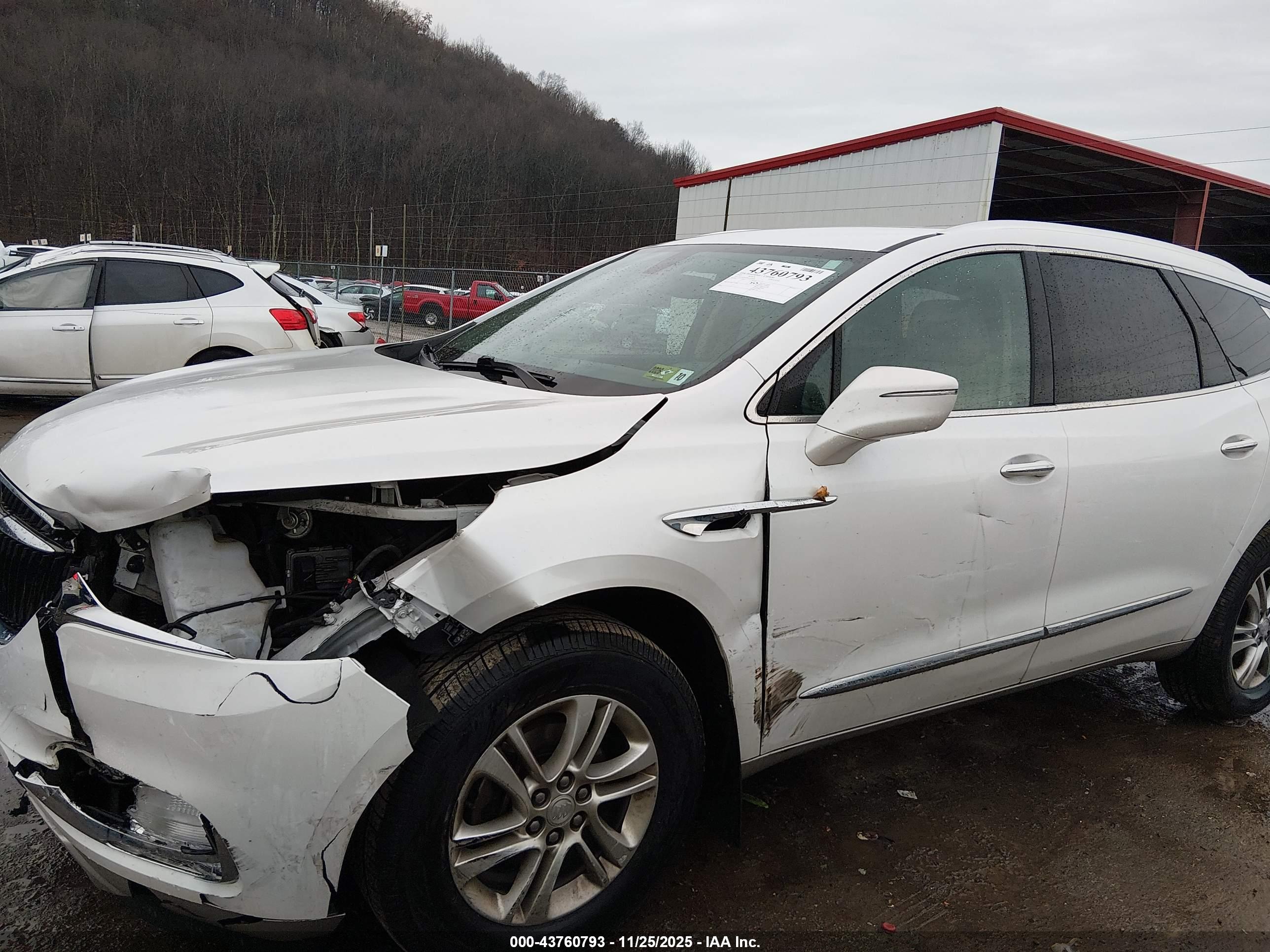 BUICK ENCLAVE image 6