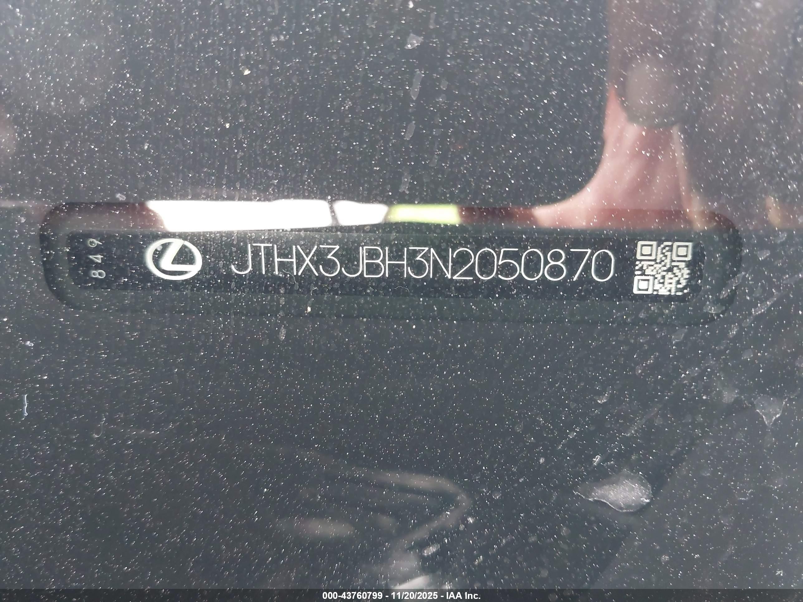 LEXUS UX image 9