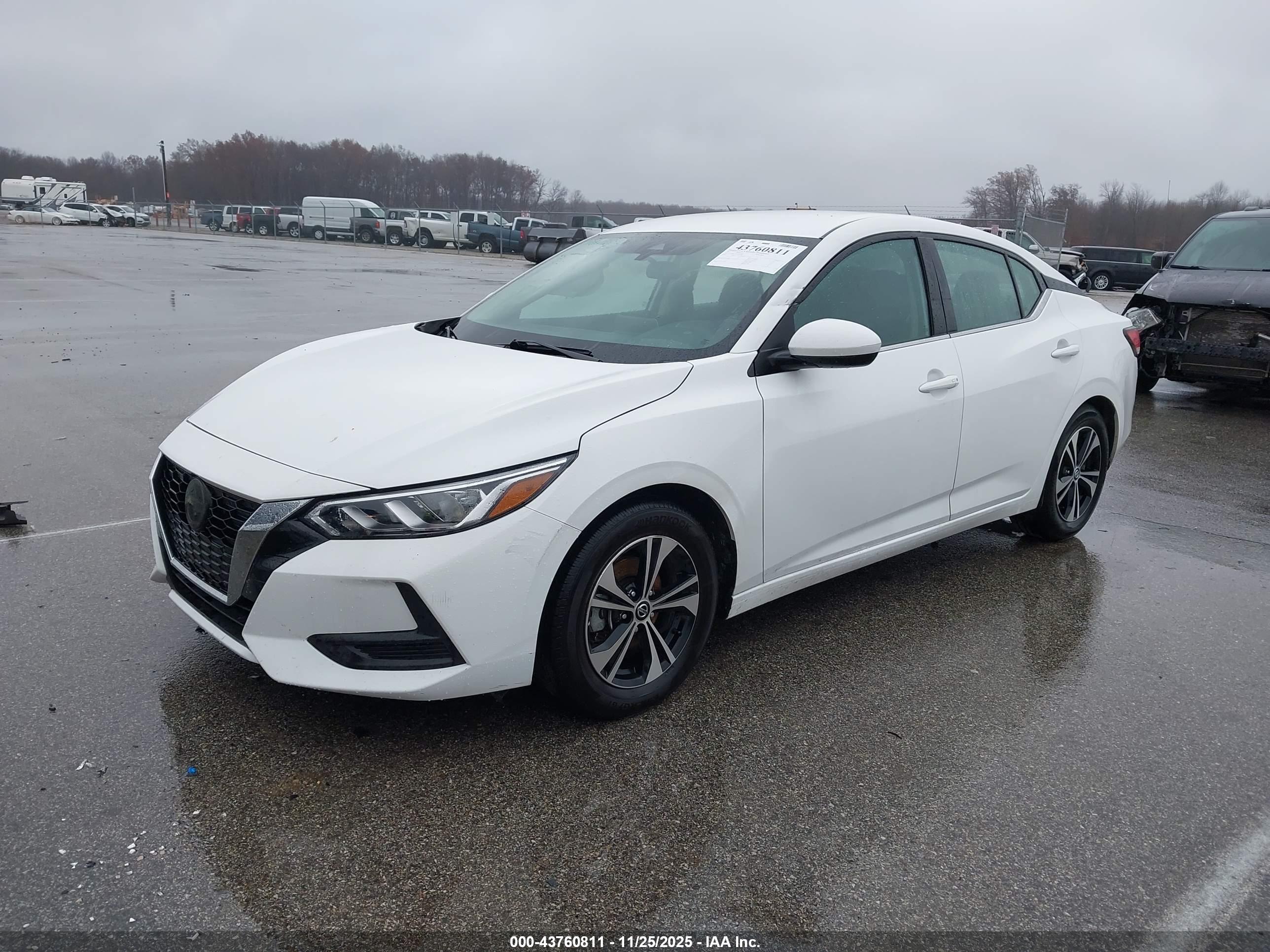 NISSAN SENTRA image 2