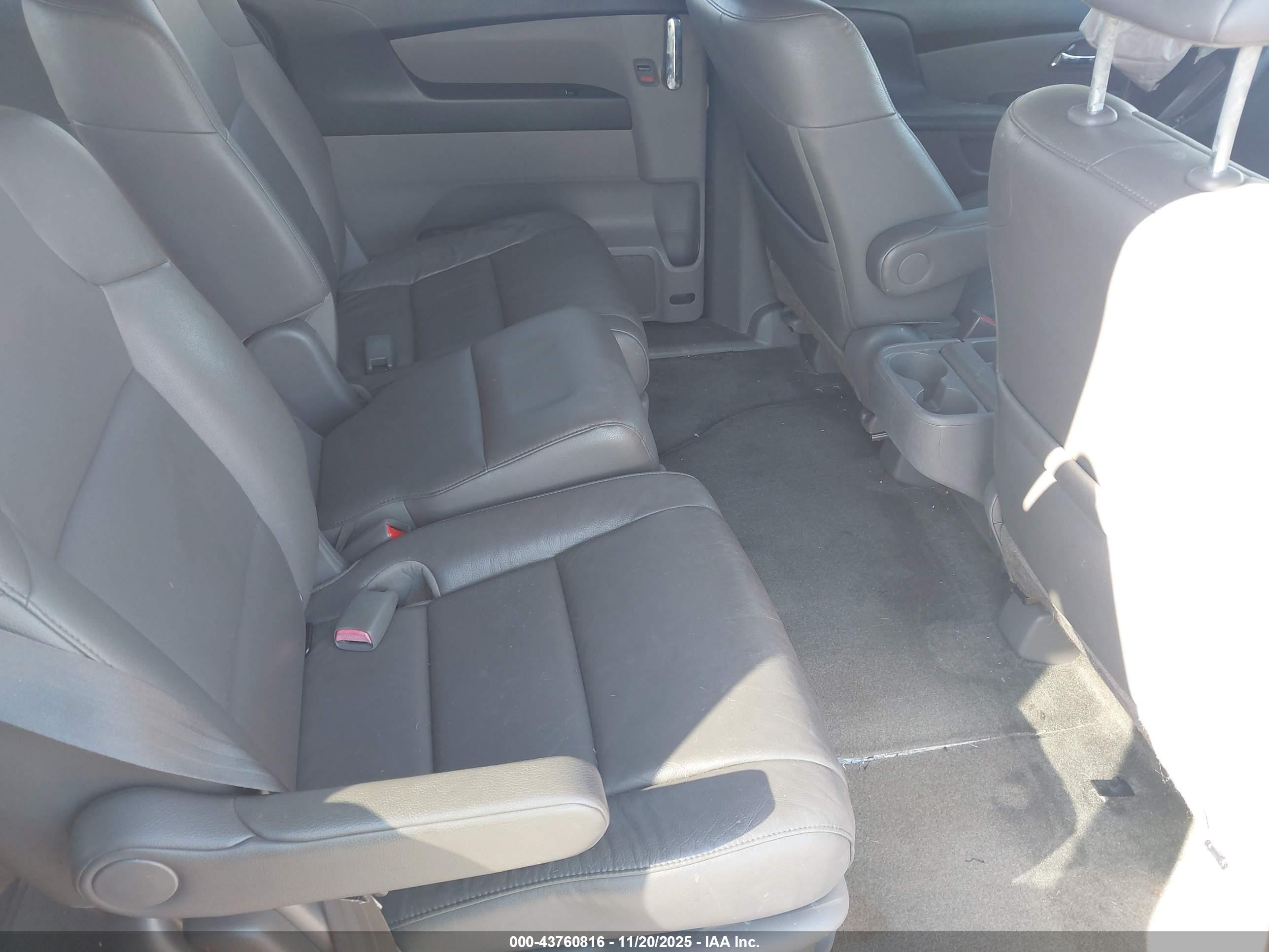 HONDA ODYSSEY image 8