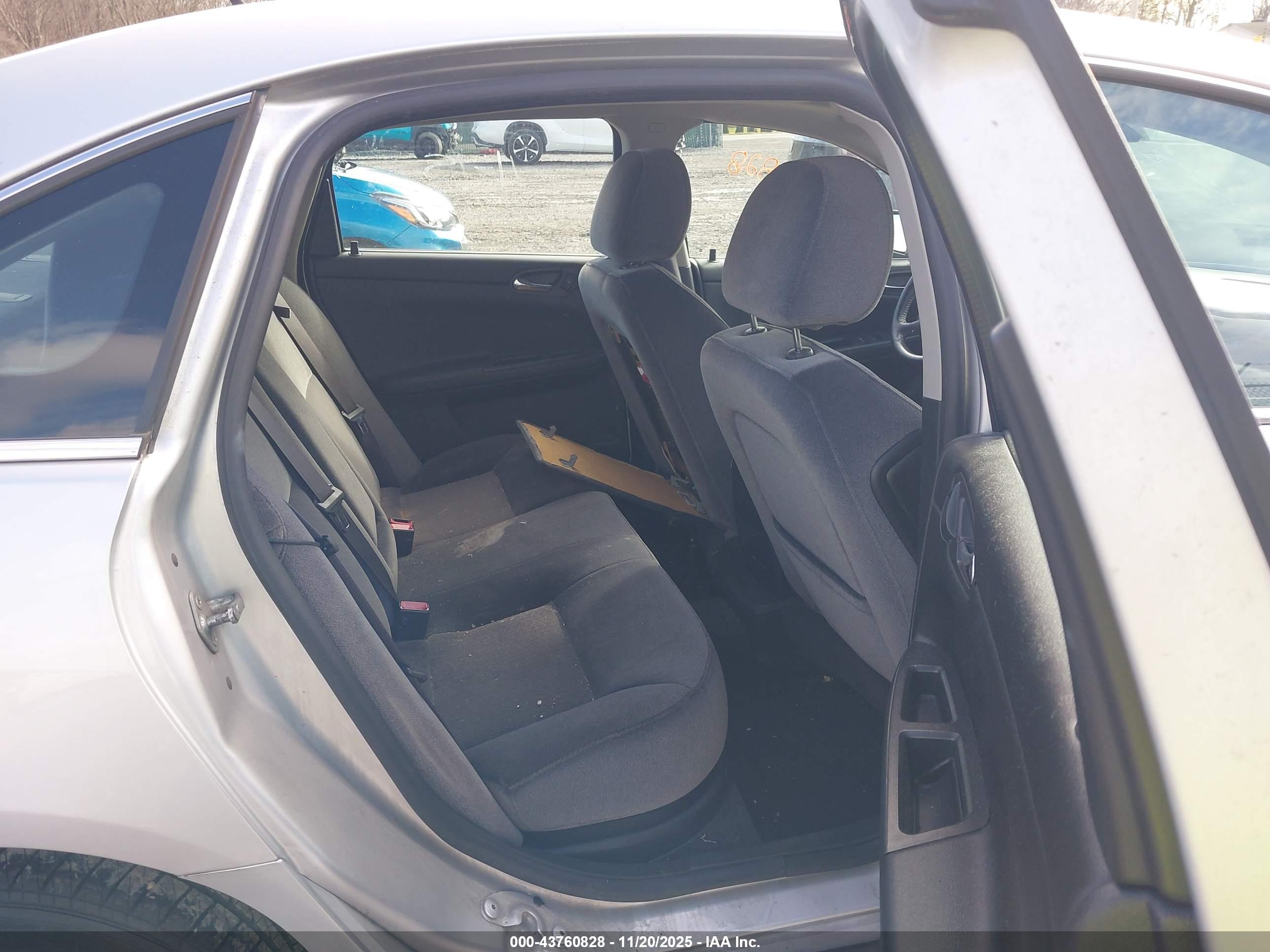 CHEVROLET IMPALA image 8