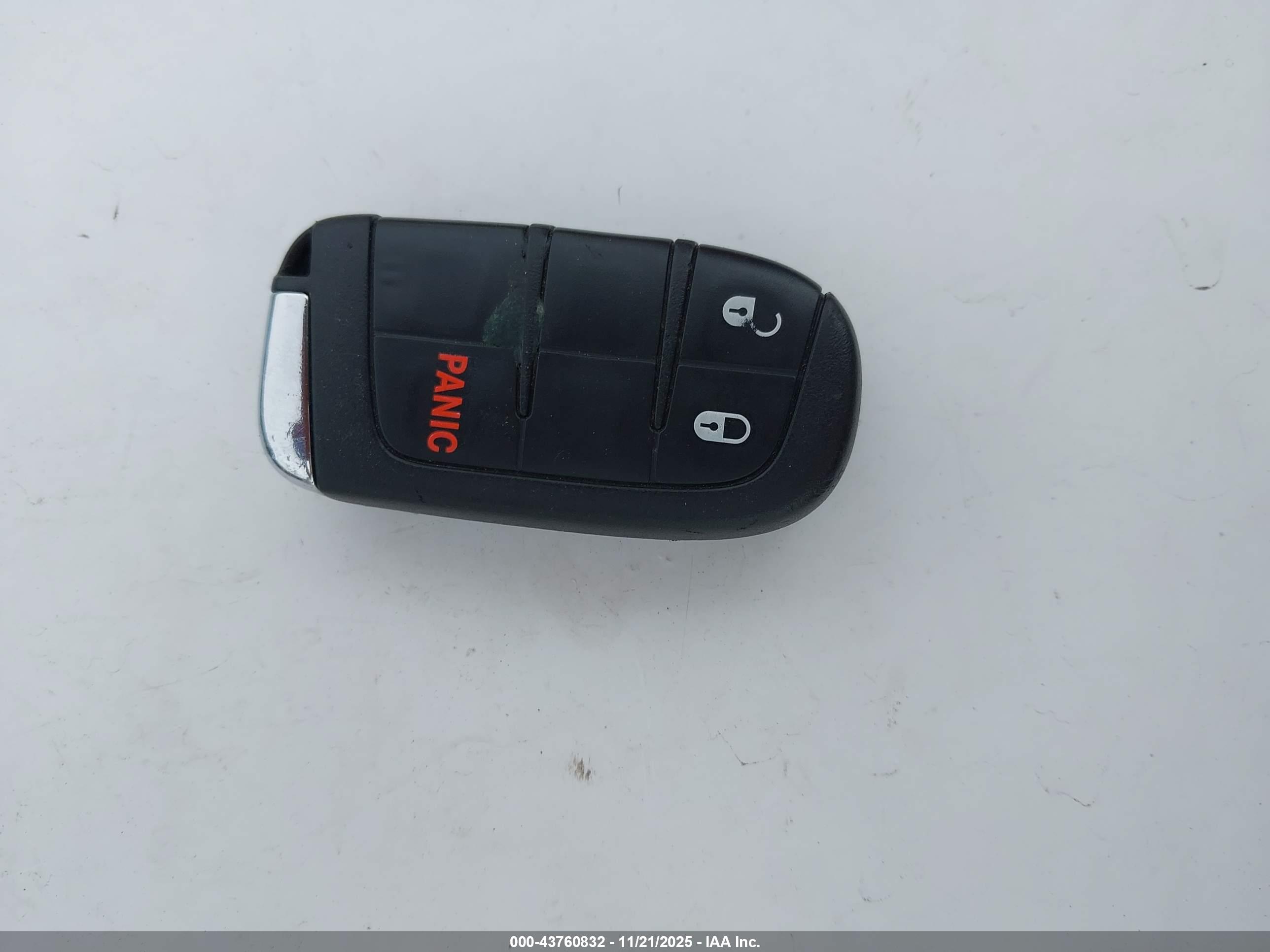 JEEP RENEGADE image 11