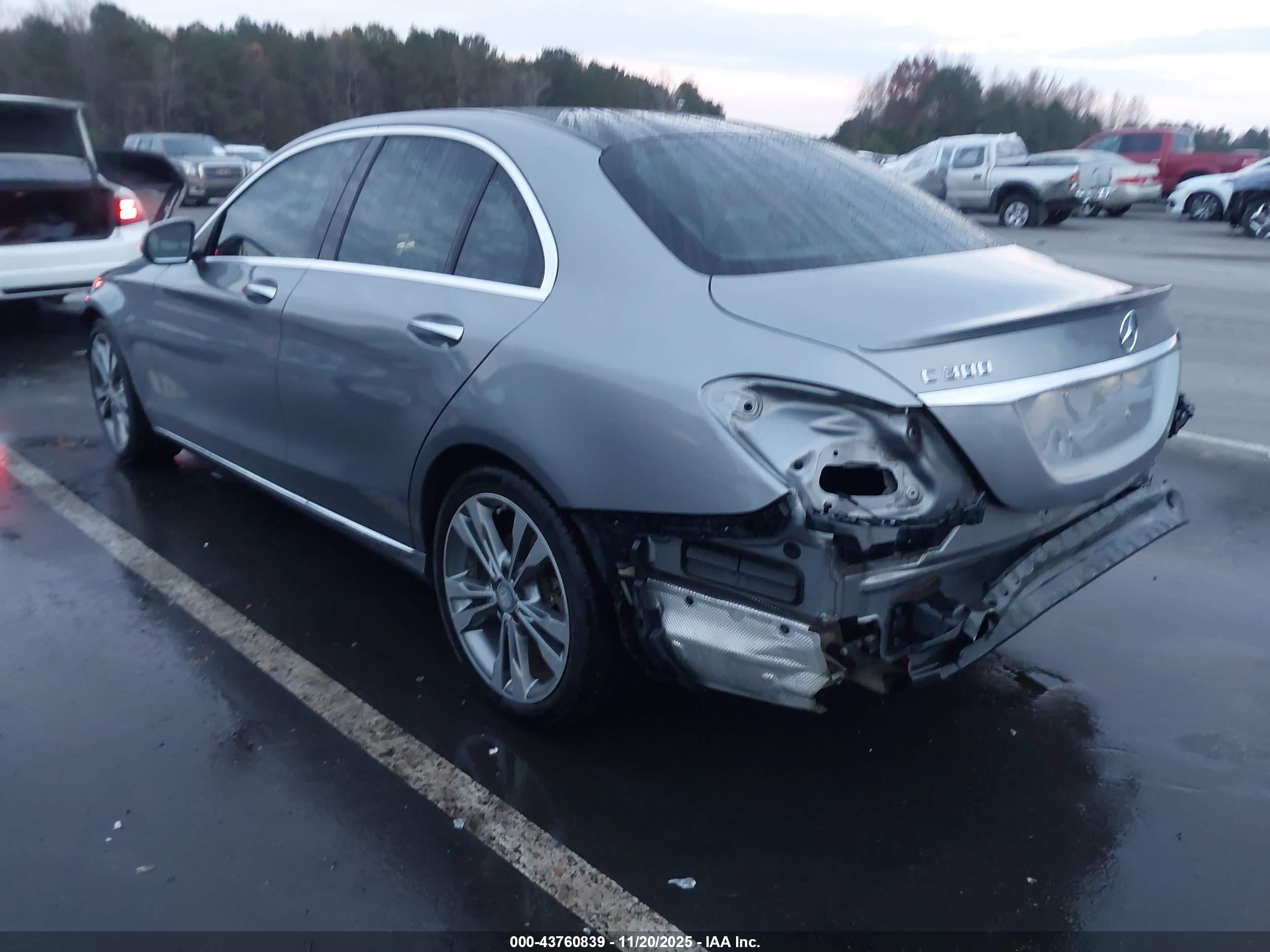 MERCEDES-BENZ C image 3