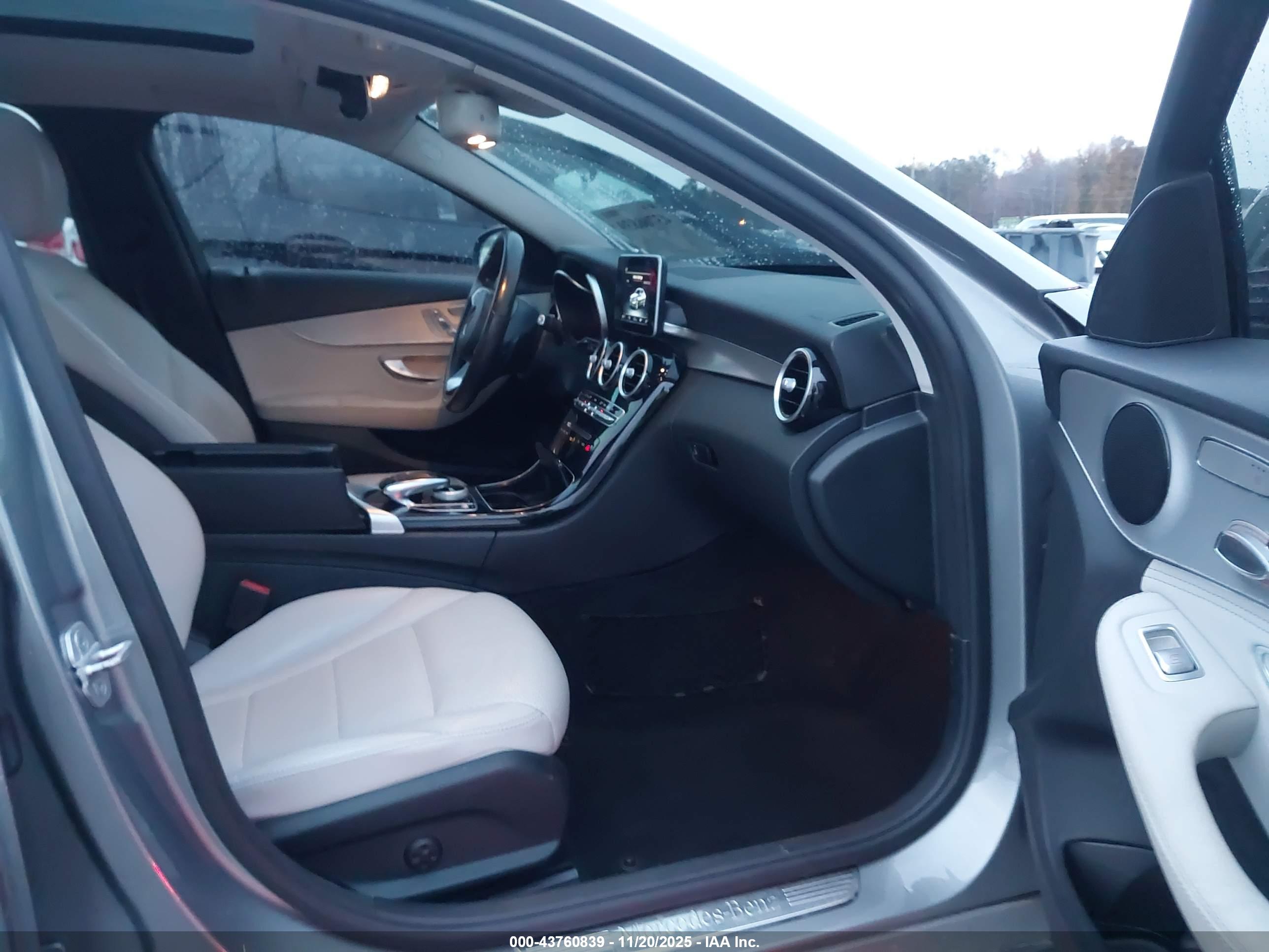 MERCEDES-BENZ C image 5