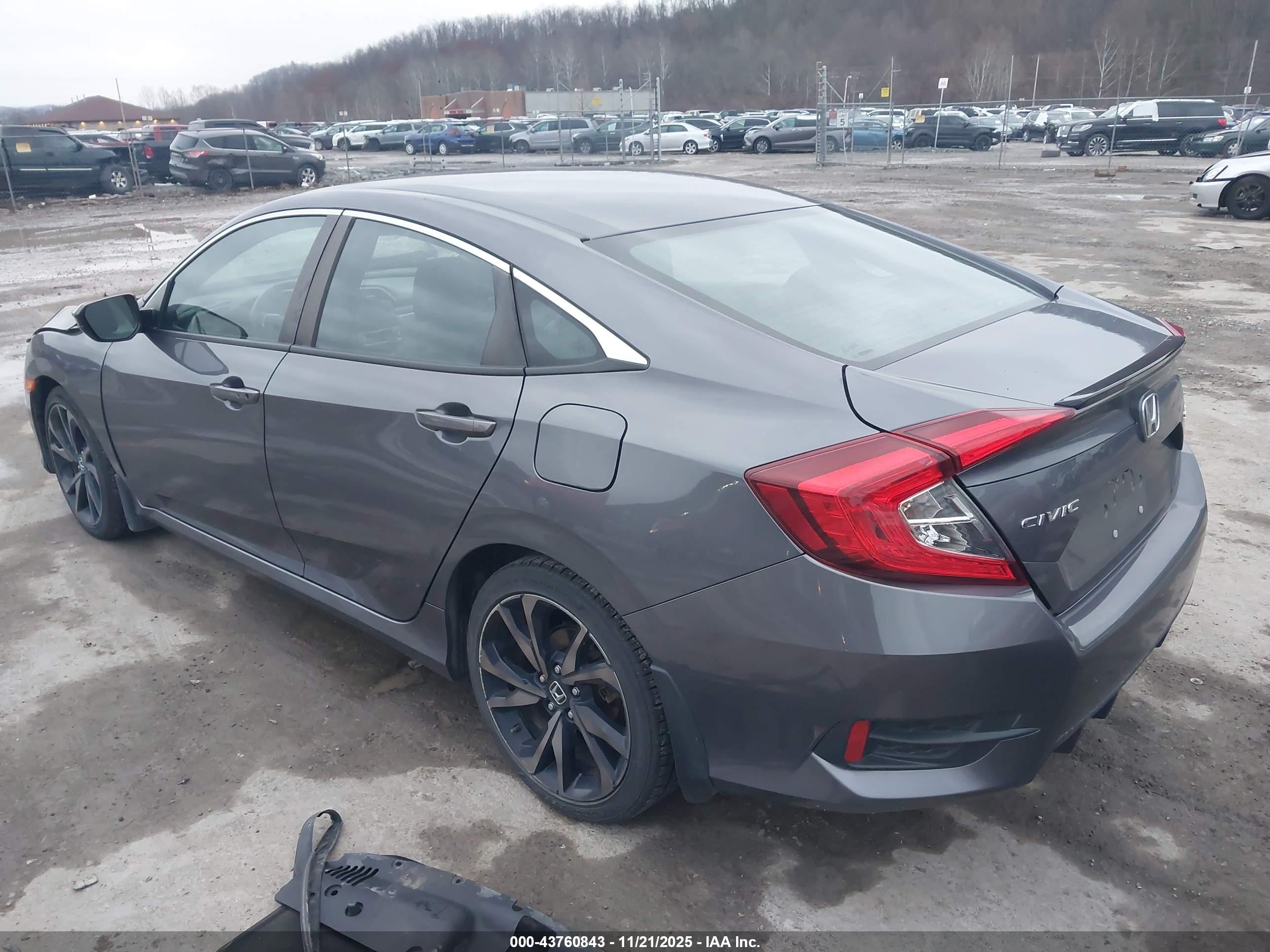HONDA CIVIC image 3