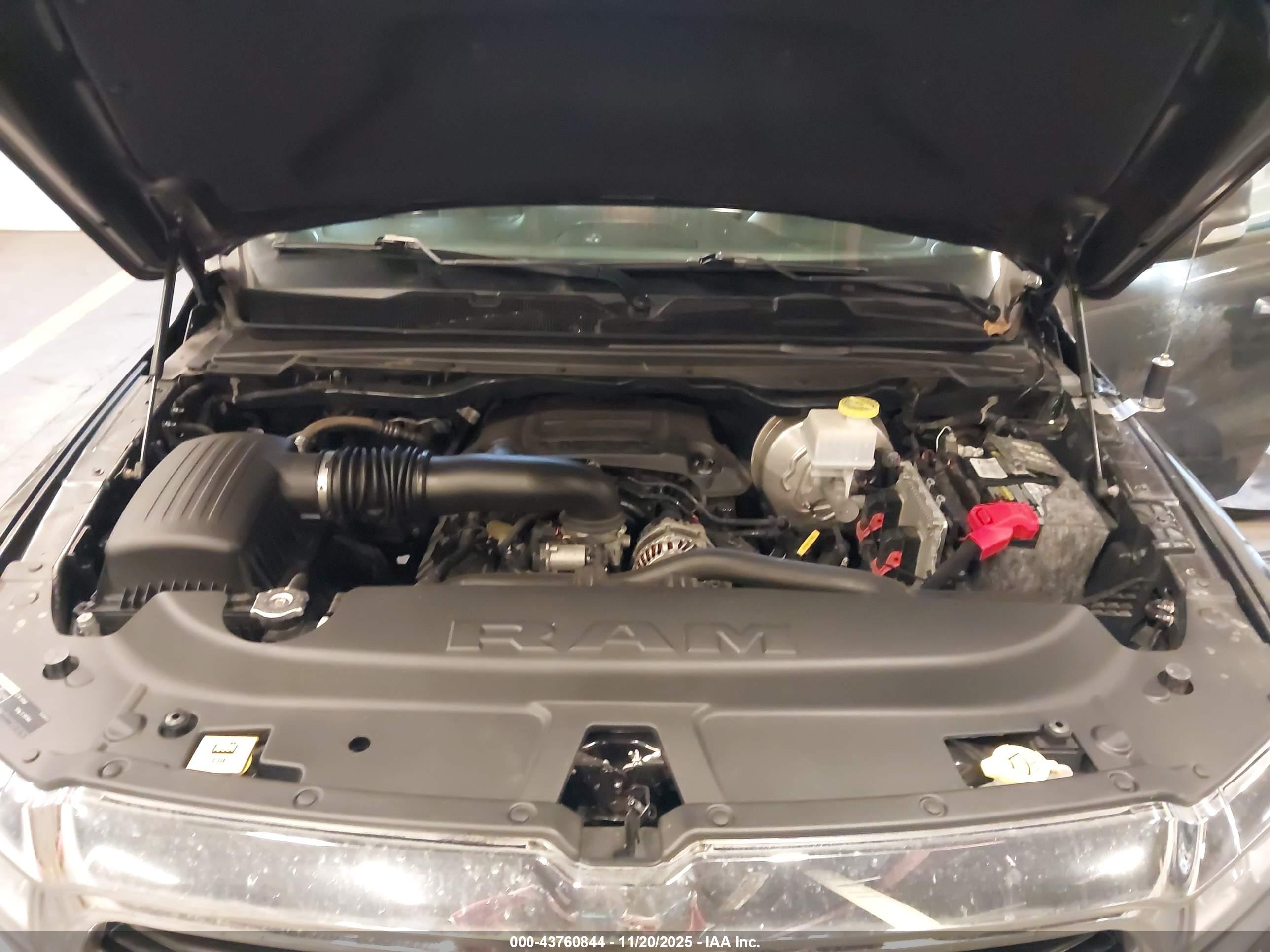 RAM 1500 image 10