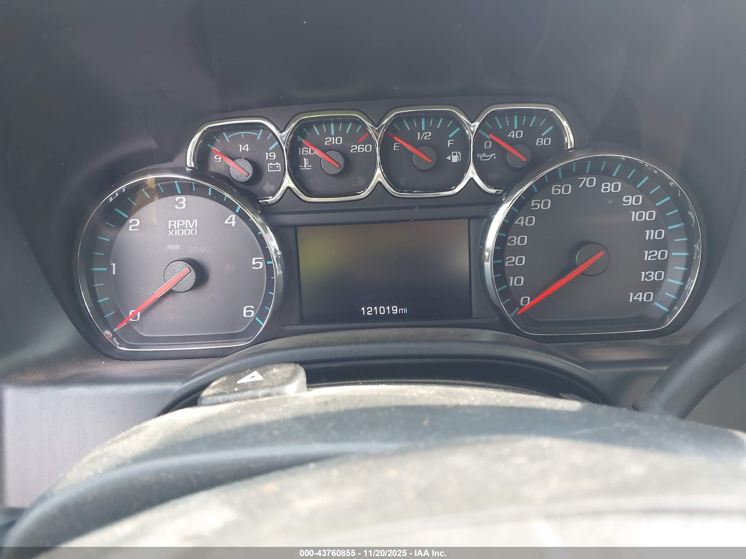 CHEVROLET SILVERADO image 7