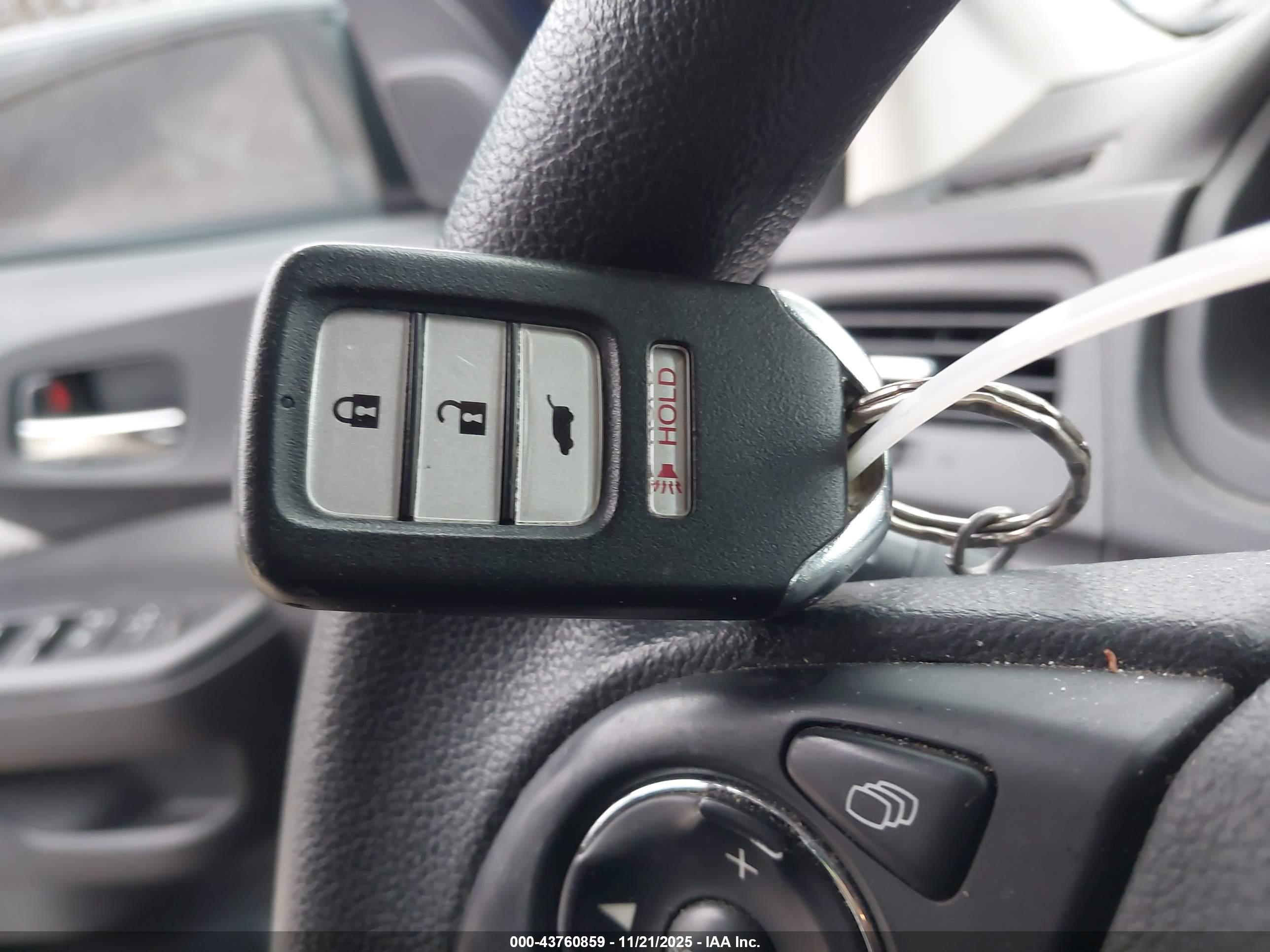 HONDA CR-V image 11
