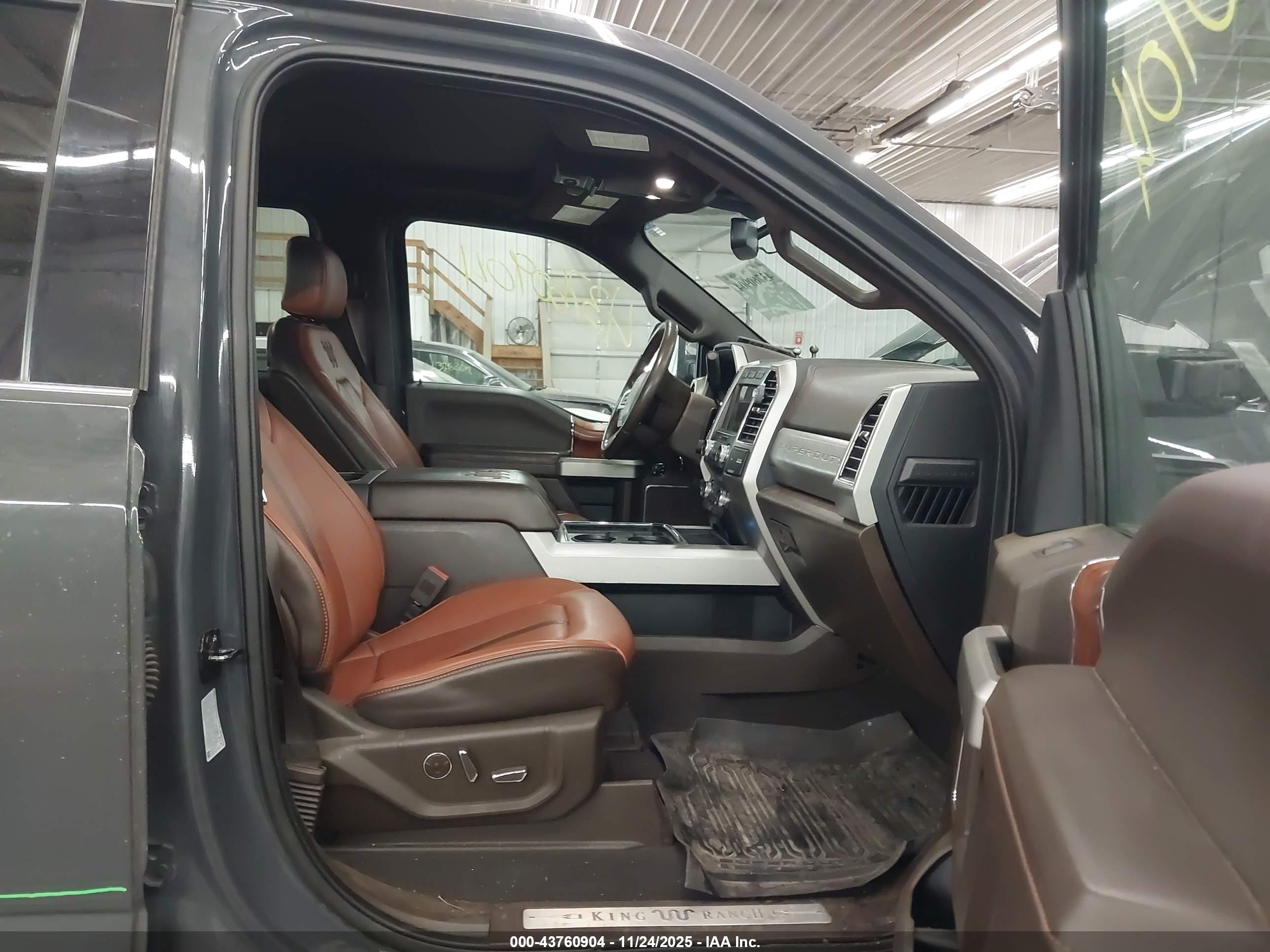 FORD F-350 image 7